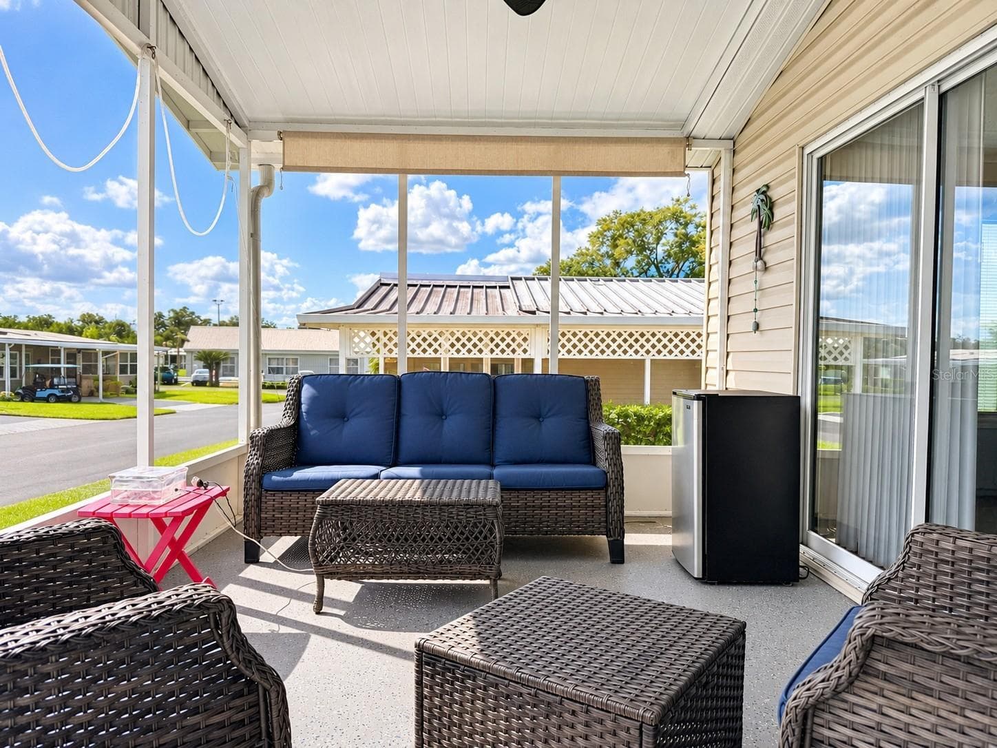 Screened Patio - 37631 CAMPO AVENUE, ZEPHYRHILLS