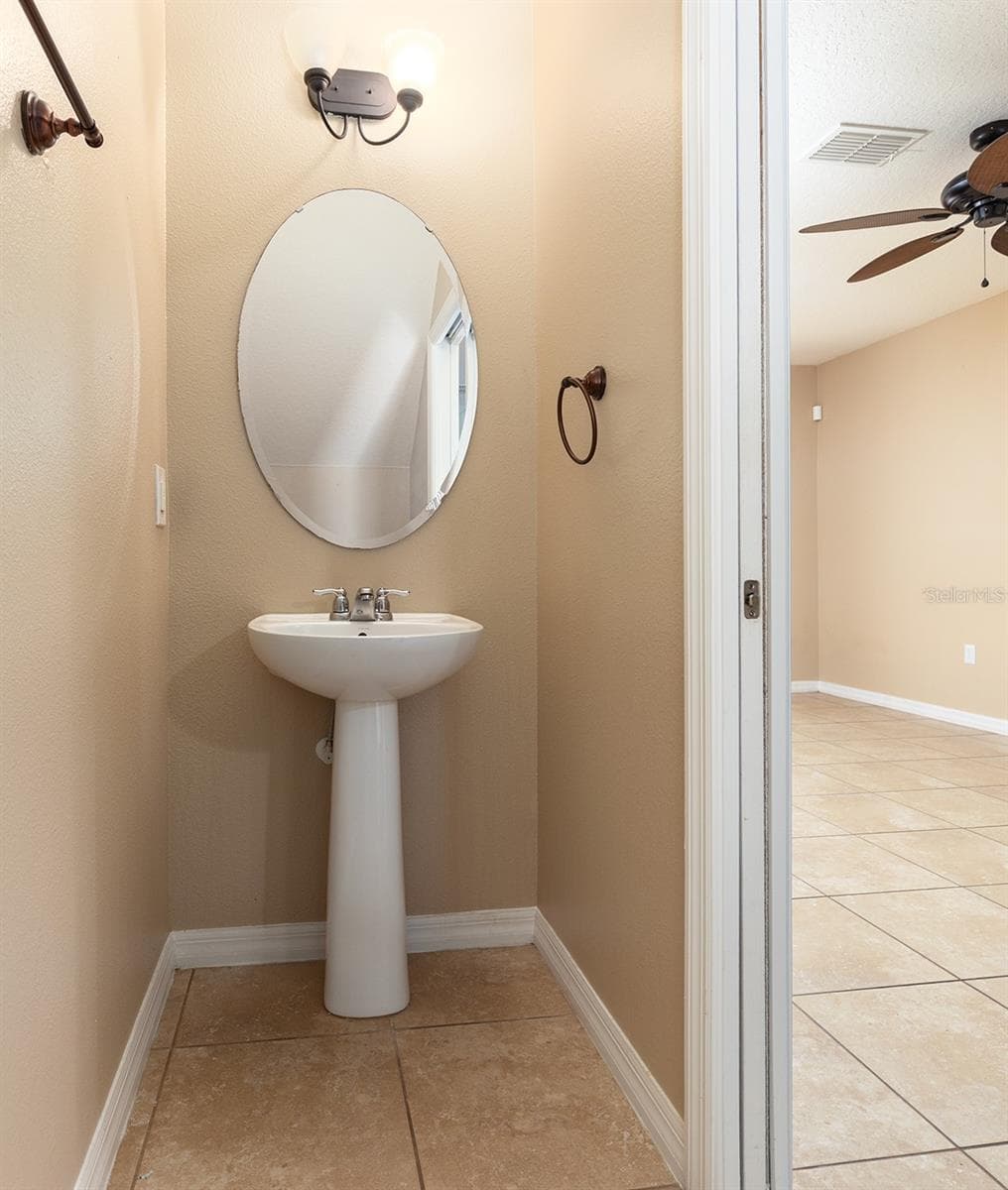 Half Bath (downstairs) - 1131 TRILLIUM PARK LN, SANFORD