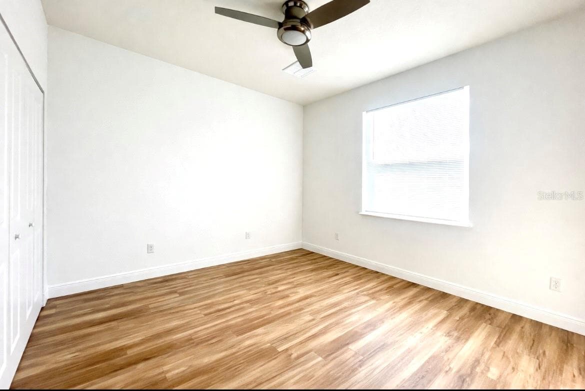 Townhouse at 8110 N GREENWOOD AVE, TAMPA, photo 11 of 16