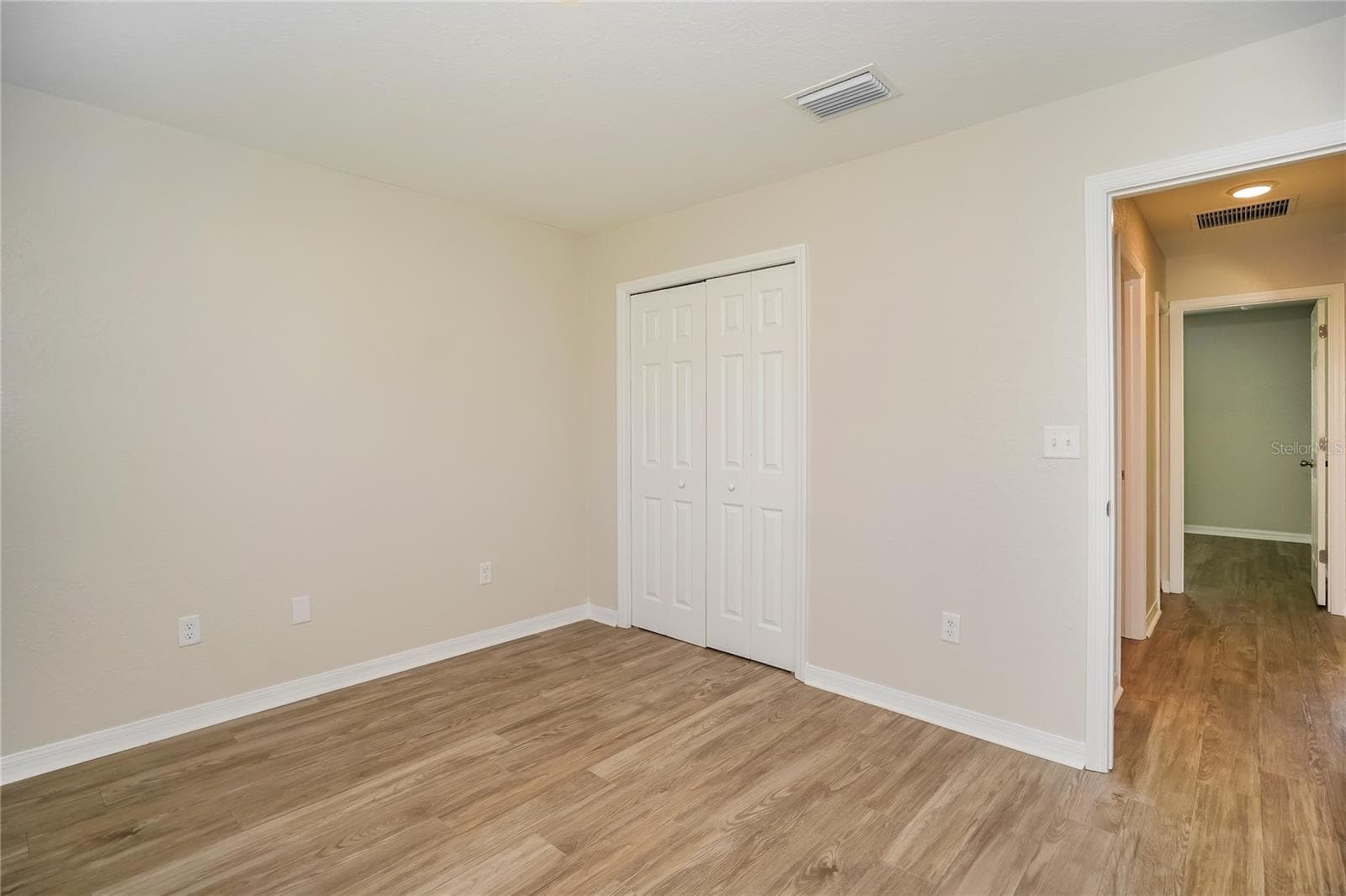 Single Family Residence at 6188 E SENECA ST, INVERNESS, photo 13 of 25