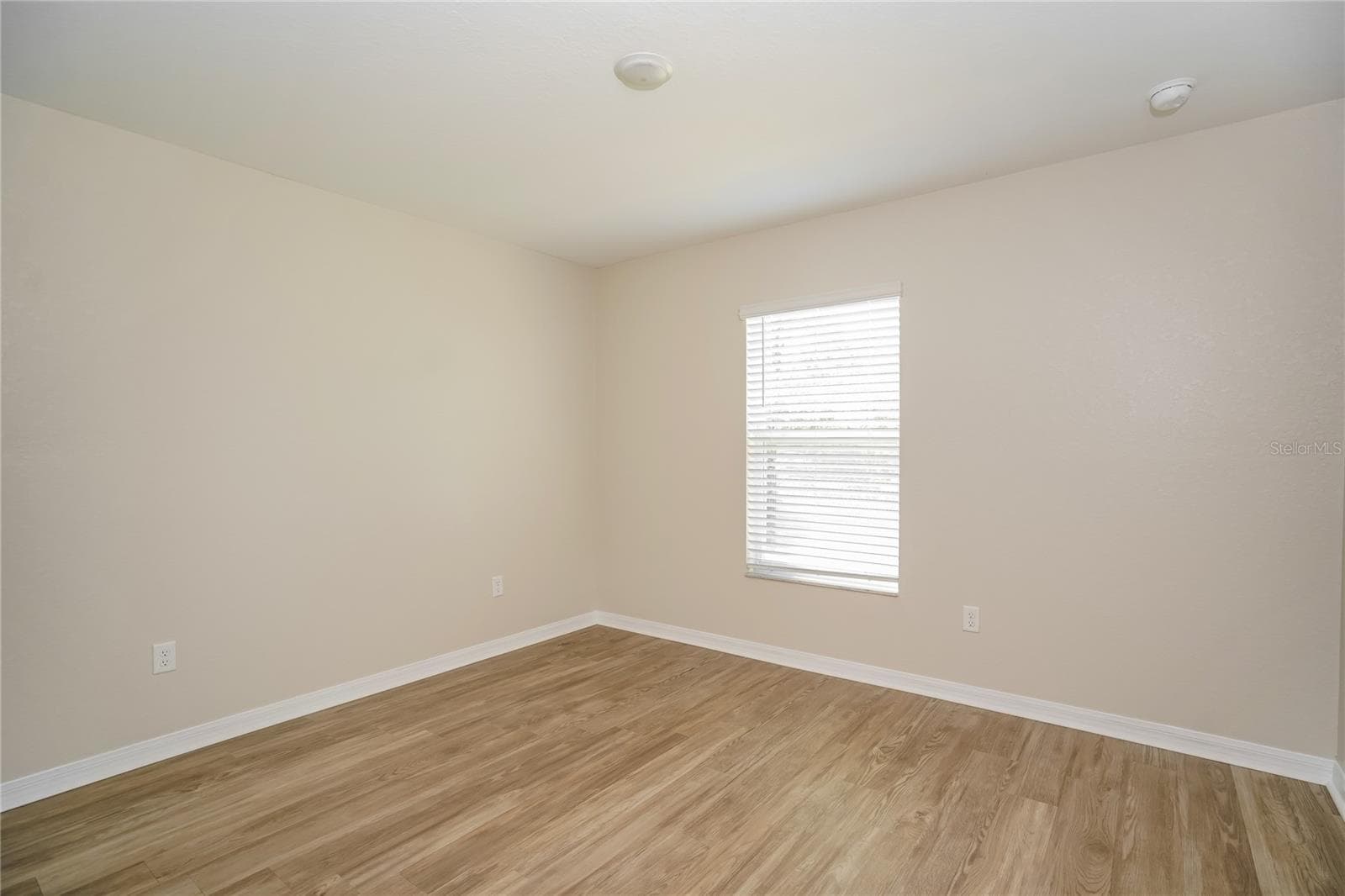 Single Family Residence at 6188 E SENECA ST, INVERNESS, photo 14 of 25
