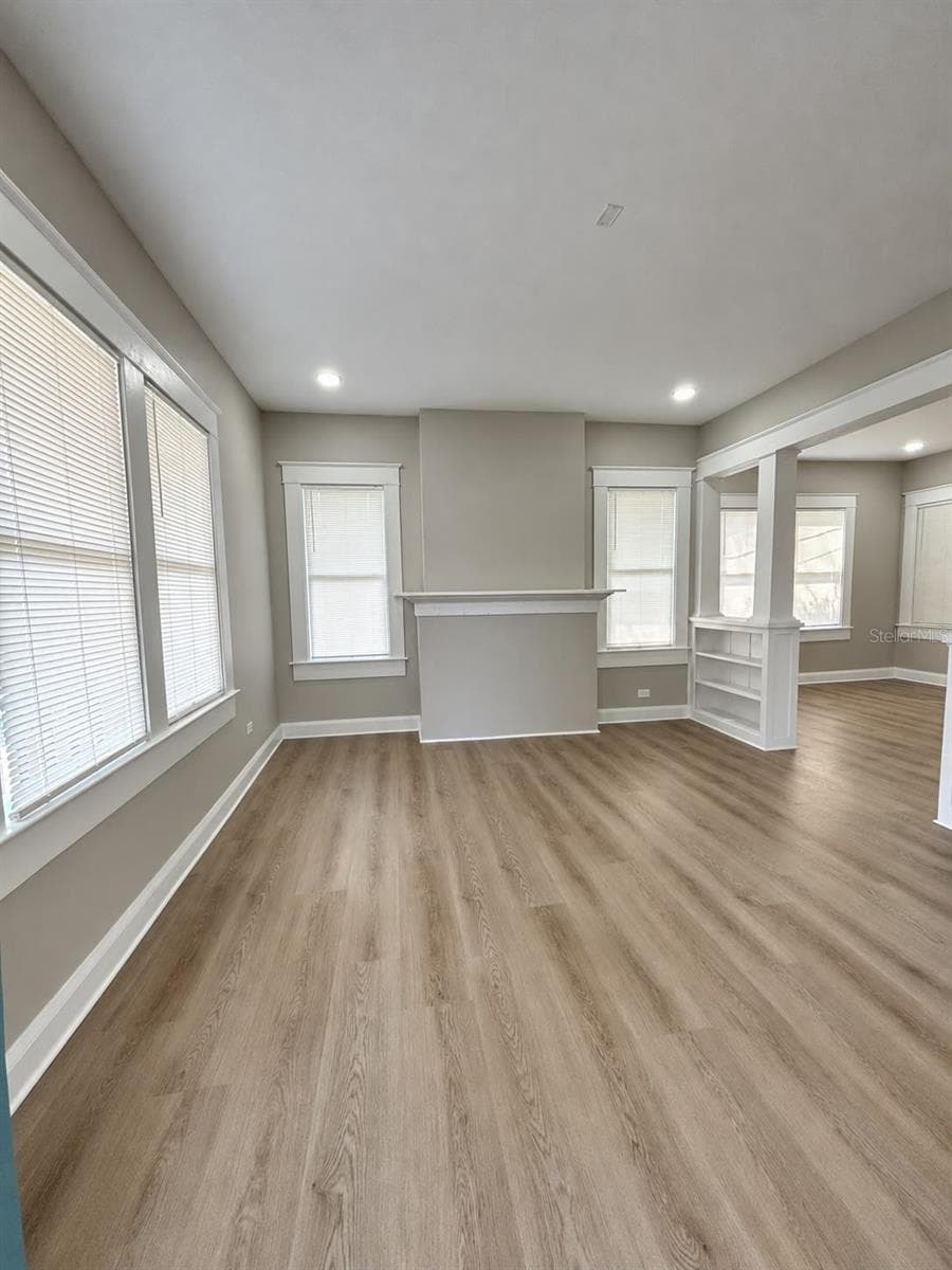 Single Family Residence at 8216 N 14TH ST, TAMPA, photo 8 of 21