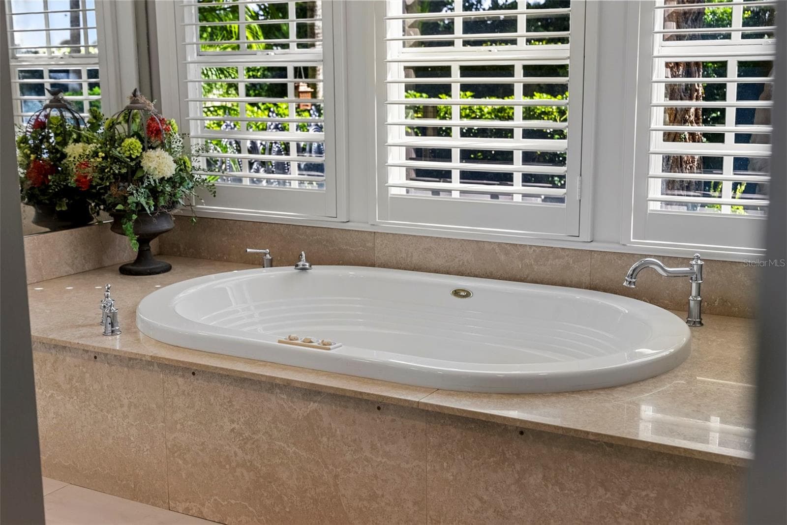 Single Family Residence at 1829 BOUGAINVILLEA ST, SARASOTA, photo 45 of 73
