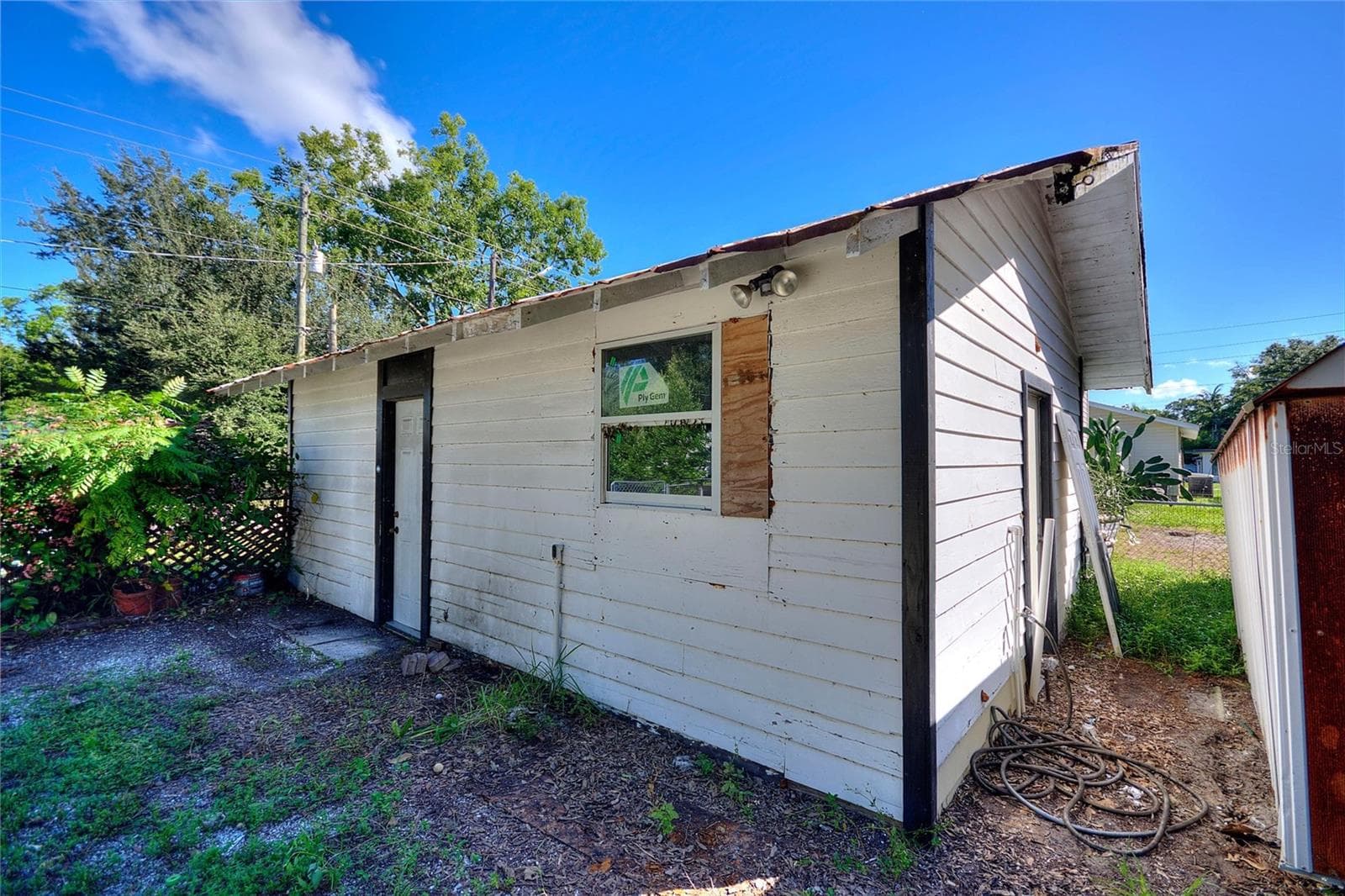 Out building - 703 36TH ST W, BRADENTON