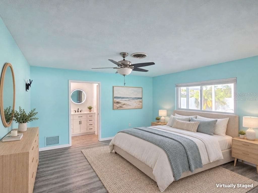 Virtually Staged - 582 AZALEA DR NW, PORT CHARLOTTE