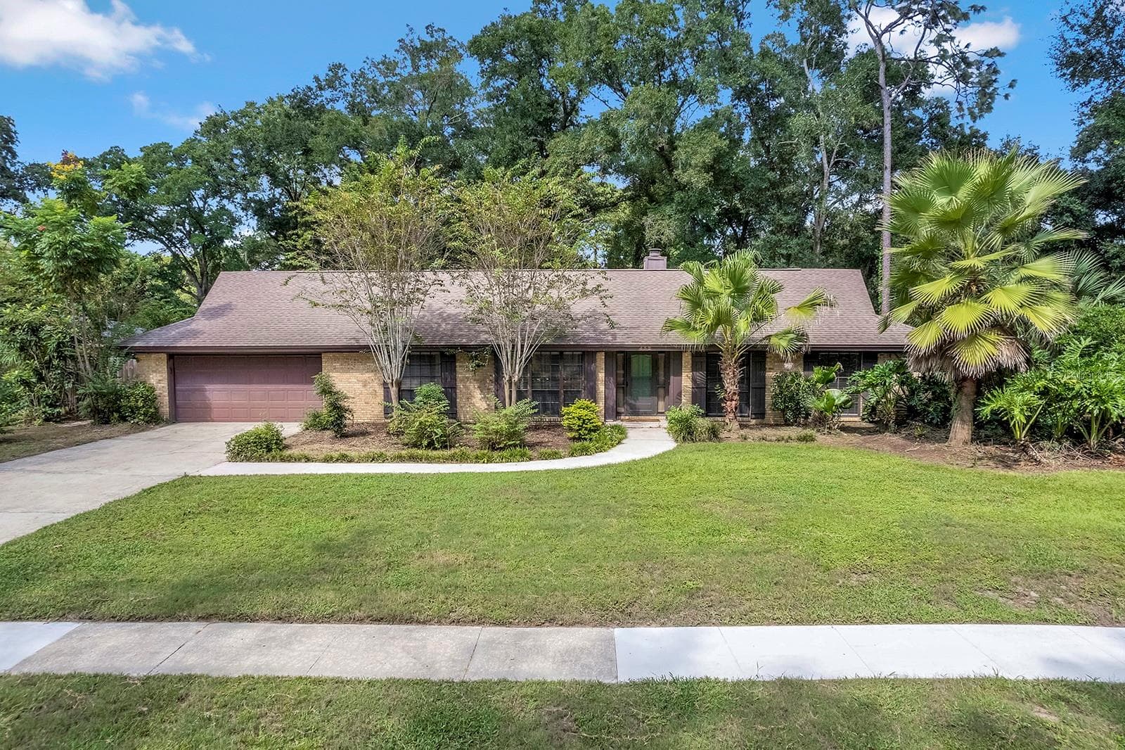 432 BURNT TREE LN
