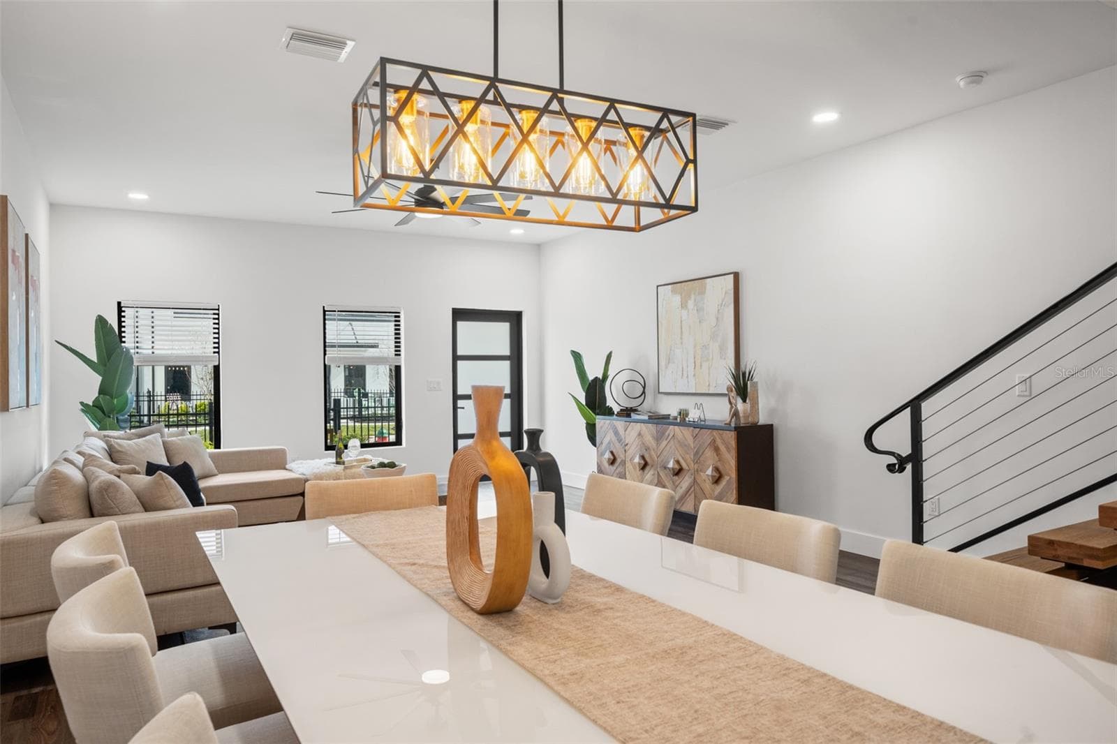 Dining area in a completed model residence - 6209 64TH WAY N, PINELLAS PARK