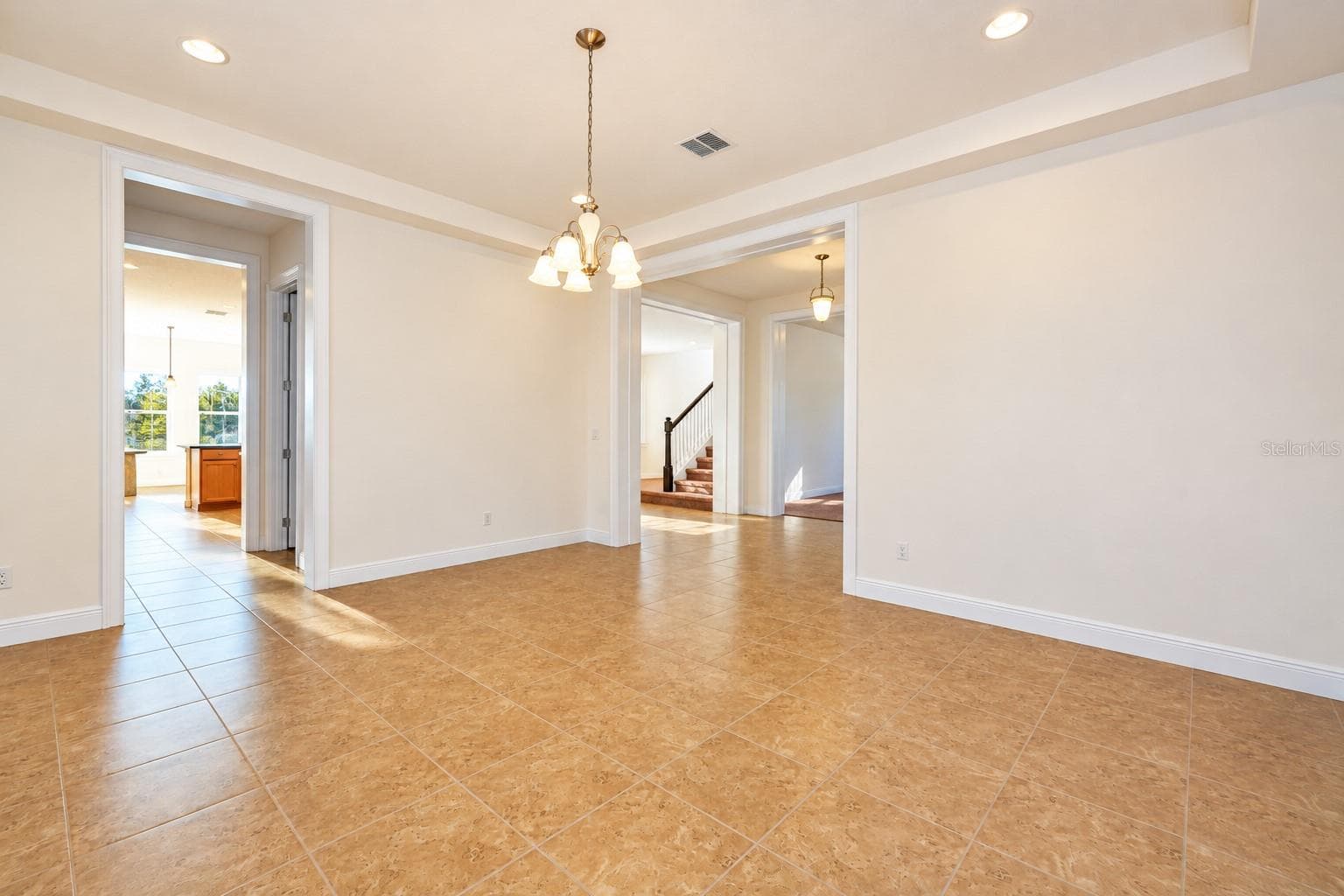 Single Family Residence at 17538 BLACK RAIL ST, WINDERMERE, photo 8 of 72
