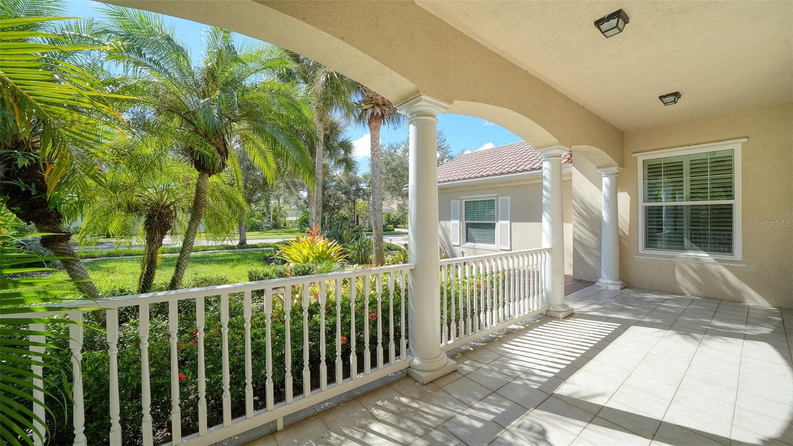 Single Family Residence at 5924 MARIPOSA LN, SARASOTA, photo 5 of 55