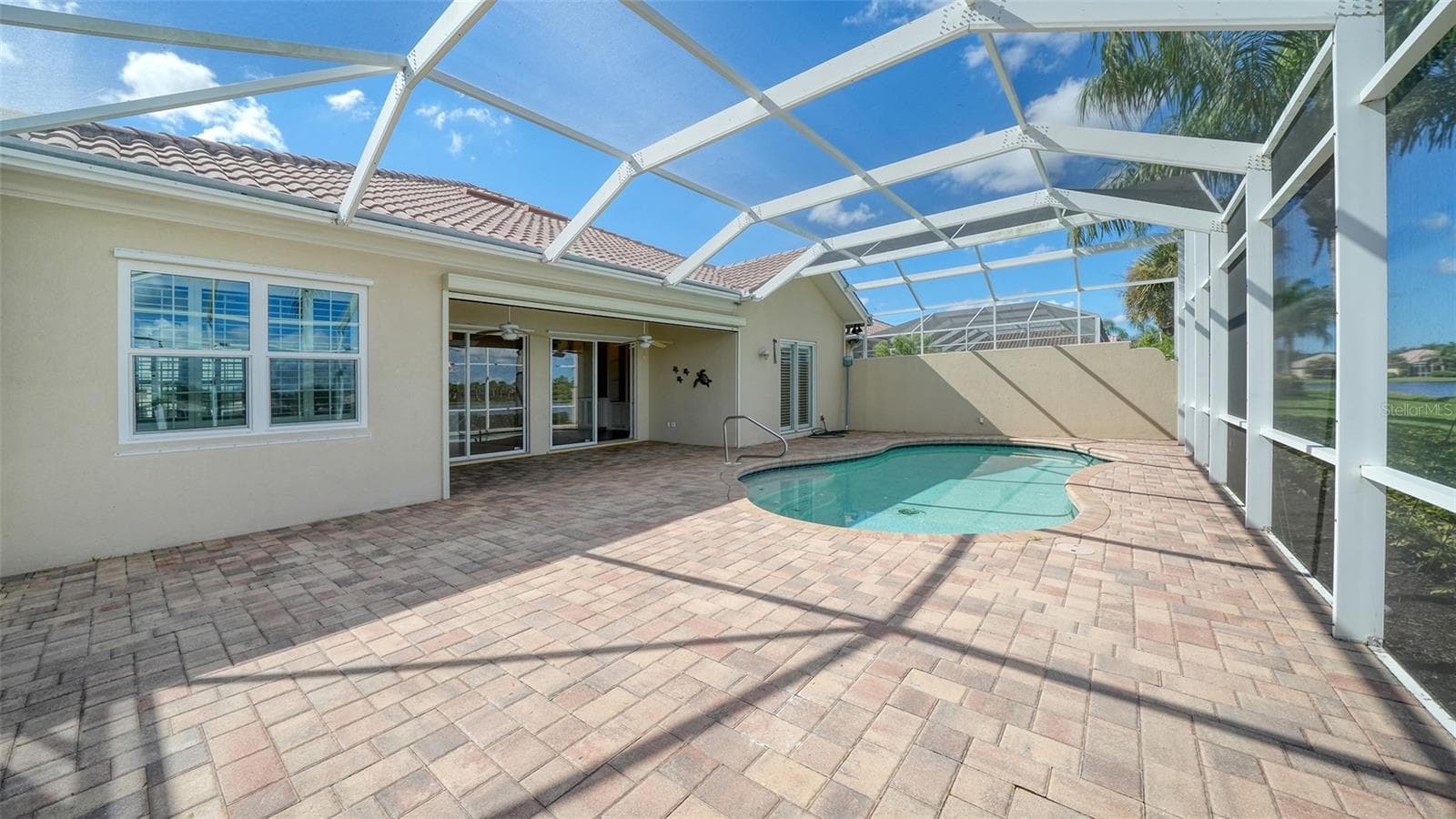 Single Family Residence at 5924 MARIPOSA LN, SARASOTA, photo 13 of 55