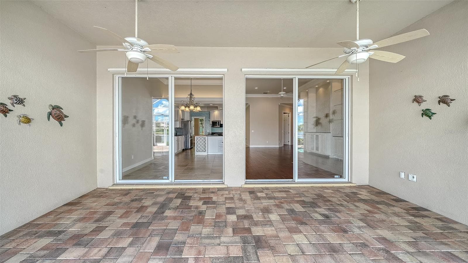 Single Family Residence at 5924 MARIPOSA LN, SARASOTA, photo 14 of 55