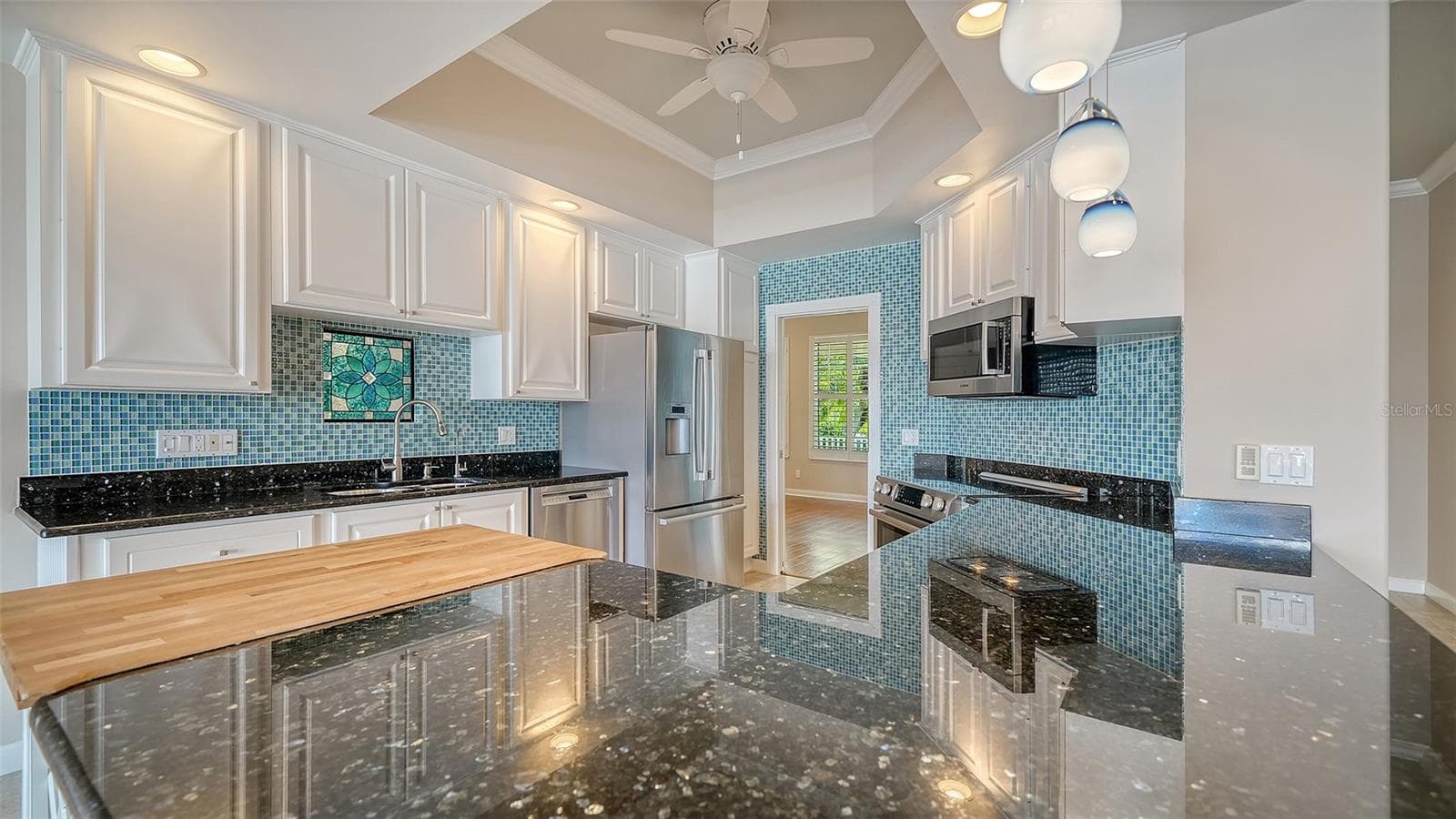 Single Family Residence at 5924 MARIPOSA LN, SARASOTA, photo 19 of 55
