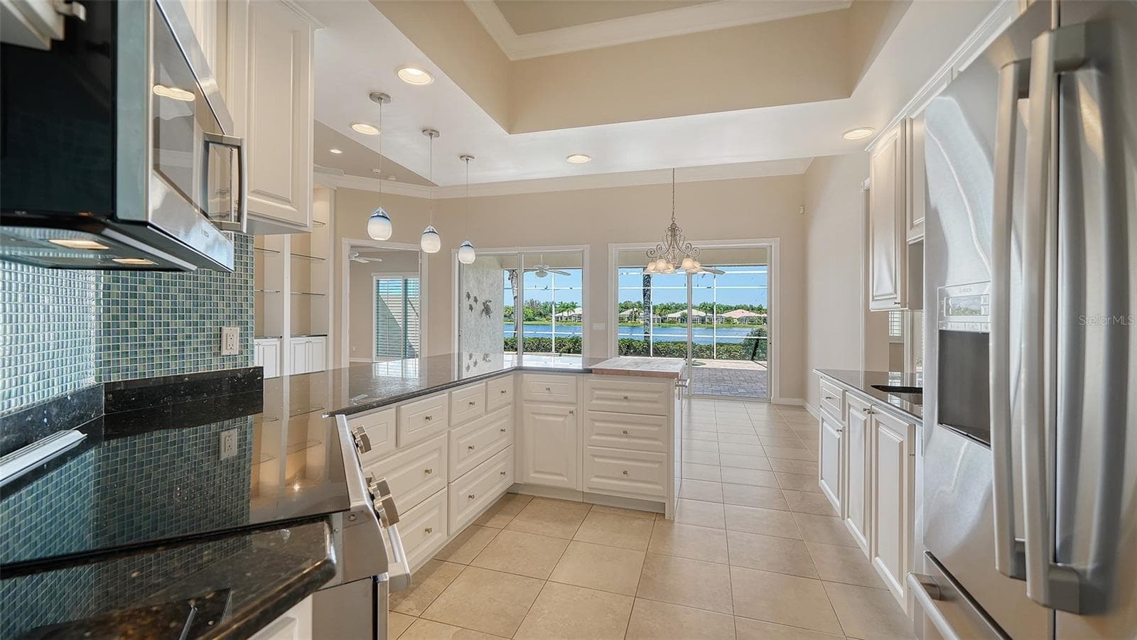 Single Family Residence at 5924 MARIPOSA LN, SARASOTA, photo 20 of 55