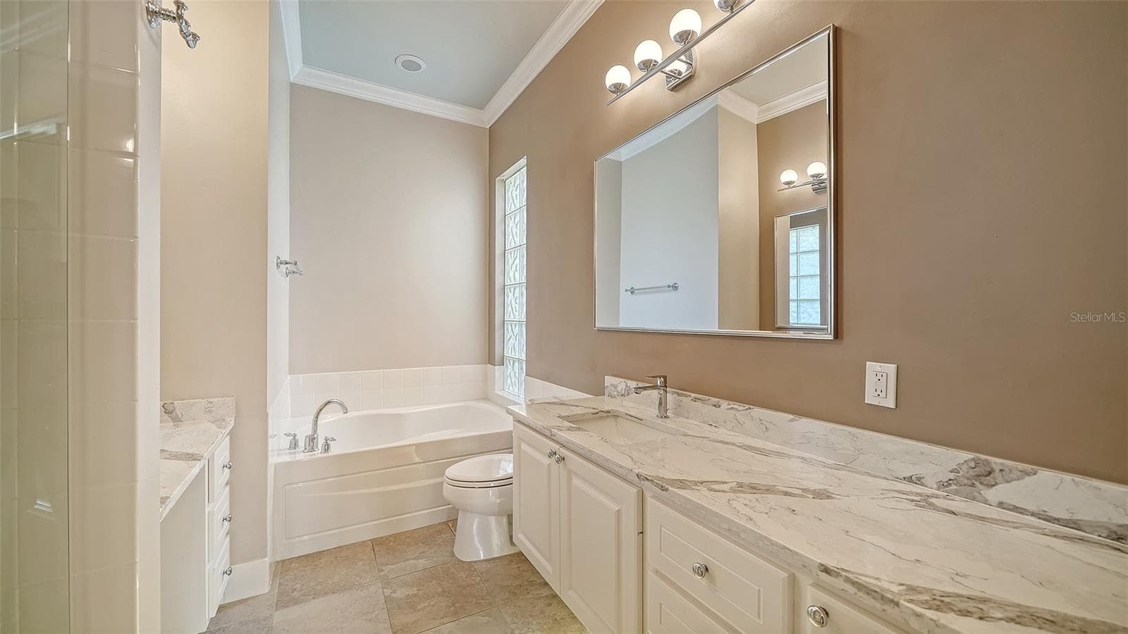Single Family Residence at 5924 MARIPOSA LN, SARASOTA, photo 30 of 55