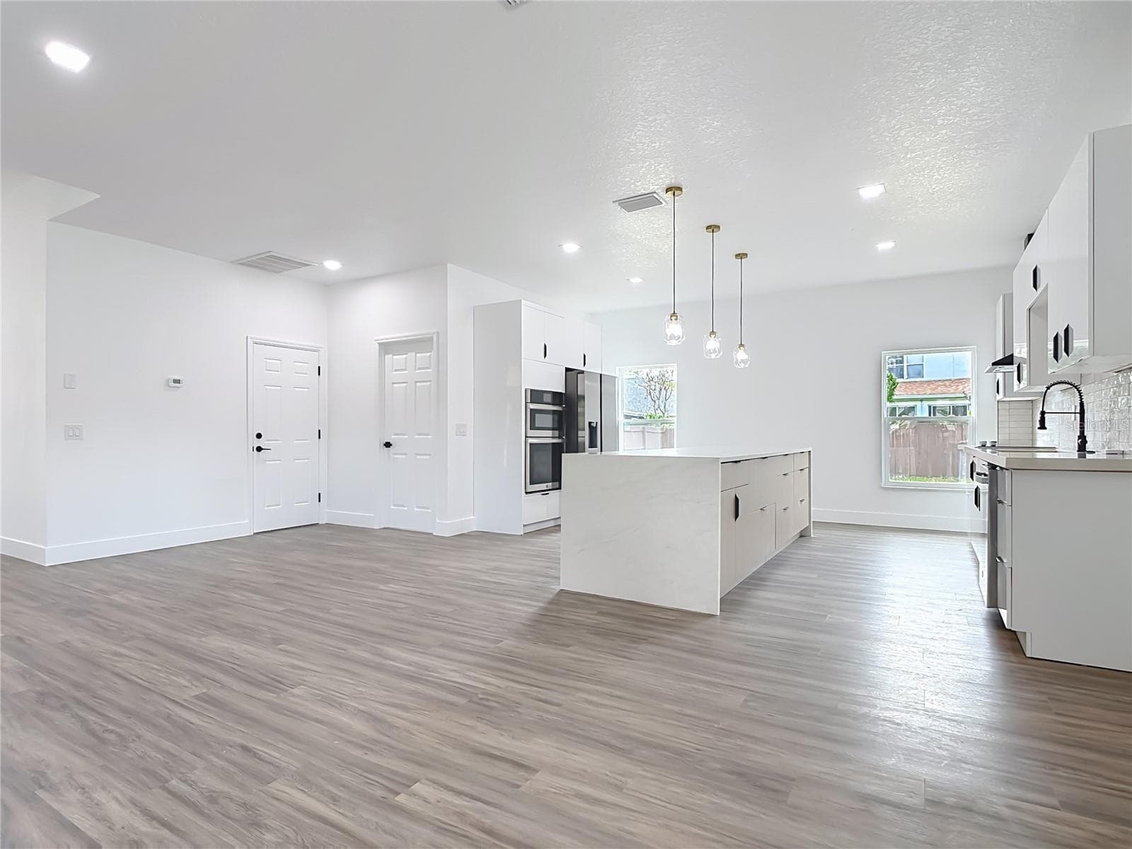 Single Family Residence at 4203 LUGANO CT, KISSIMMEE, photo 15 of 75