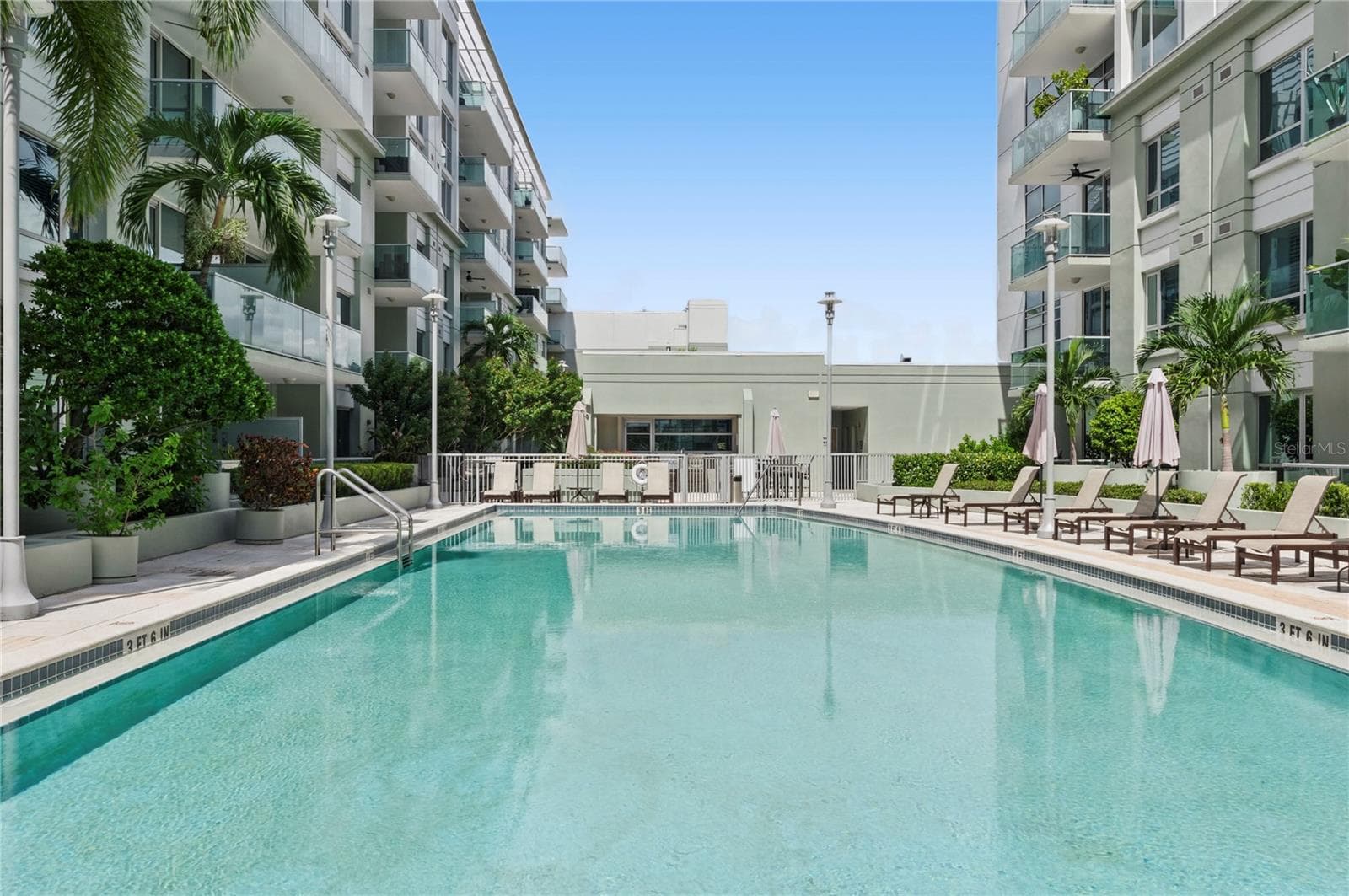 Pool - 912 CHANNELSIDE DR #2414, TAMPA