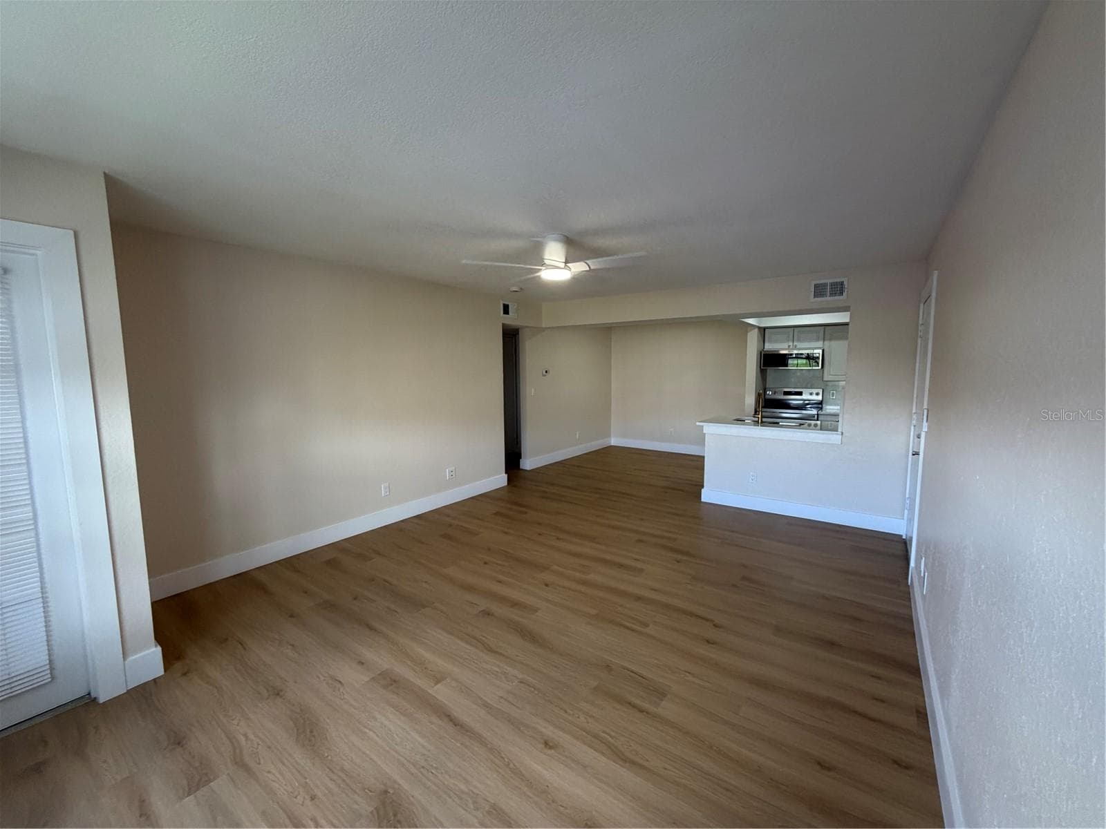 Condominium at 10200 GANDY BLVD N #923, ST PETERSBURG, photo 5 of 44