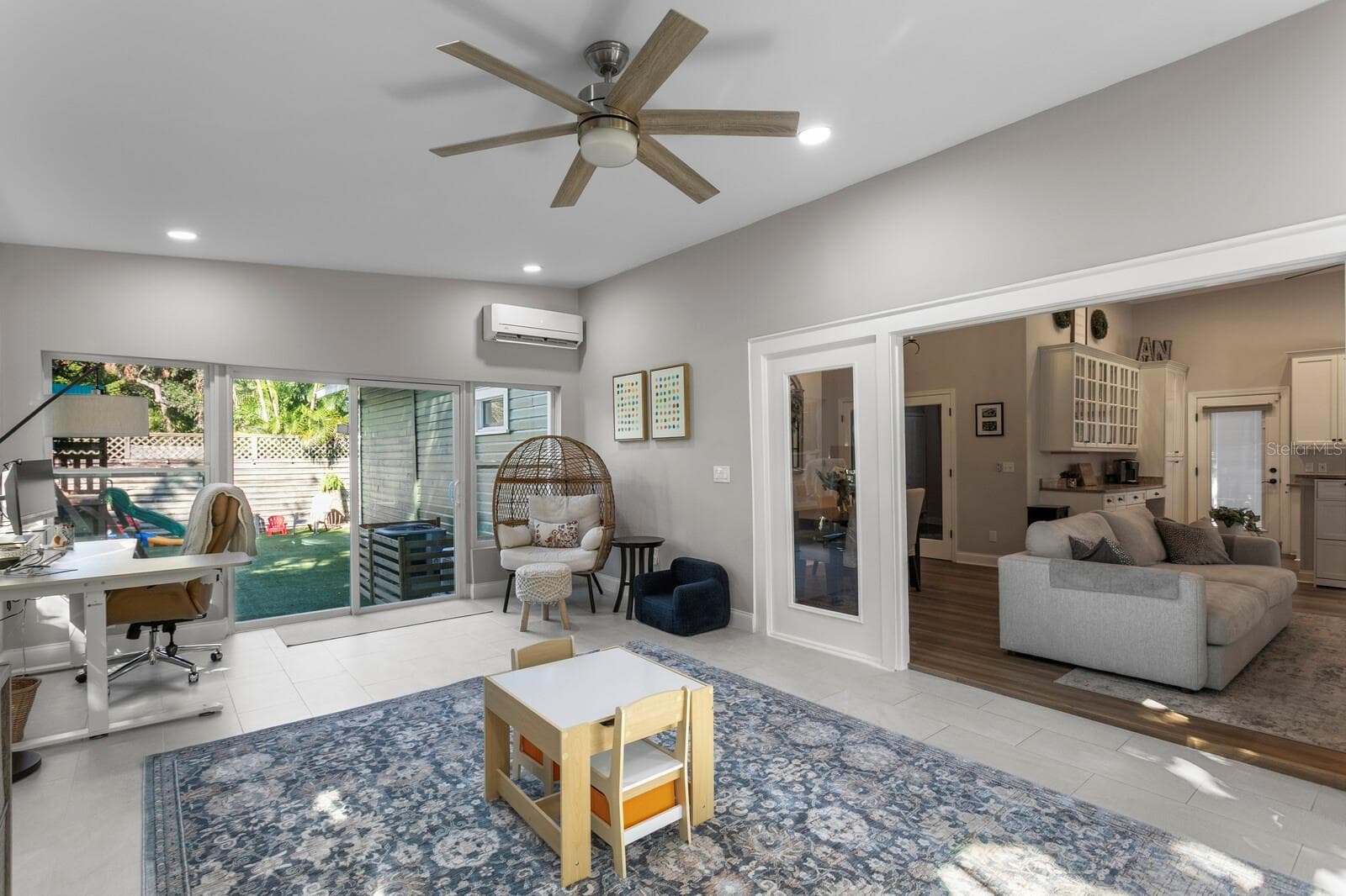 Single Family Residence at 5407 S RUSSELL ST, TAMPA, photo 13 of 29