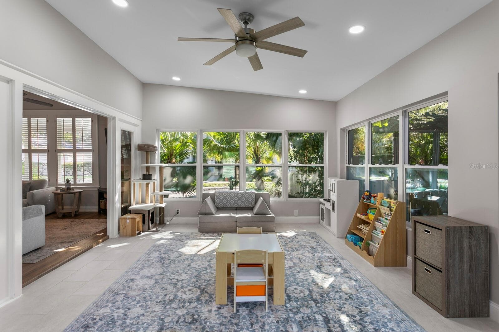 Single Family Residence at 5407 S RUSSELL ST, TAMPA, photo 15 of 29