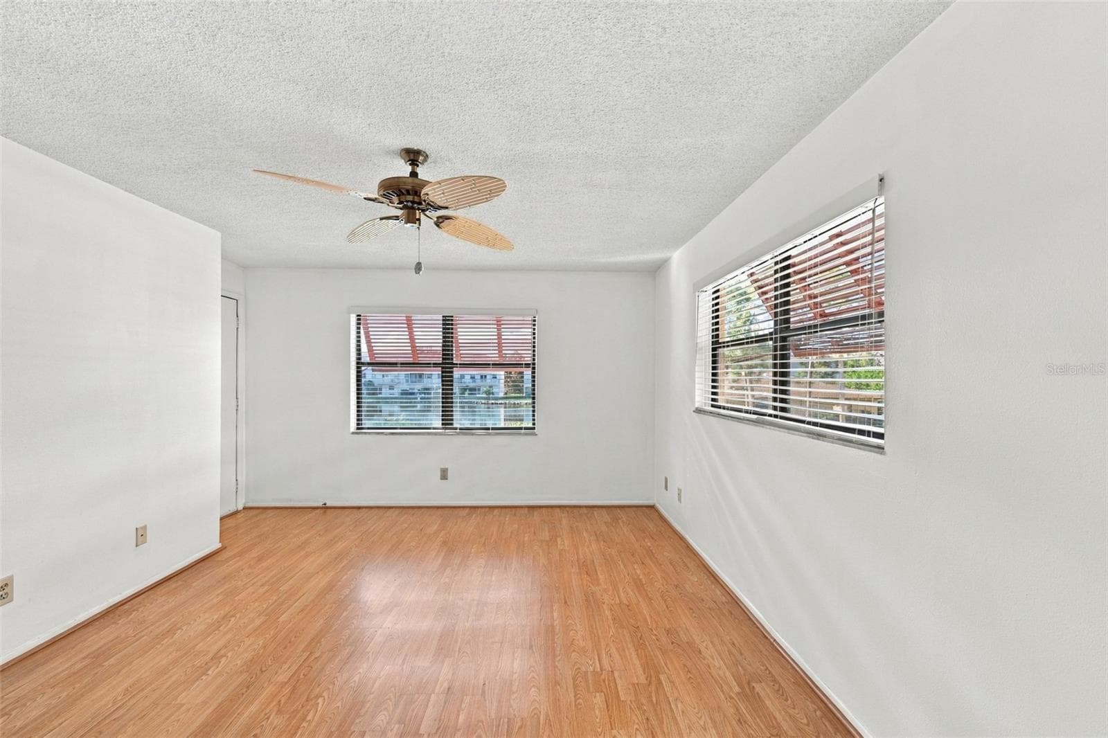 Condominium at 5817 PARK ST N #212, ST PETERSBURG, photo 4 of 49