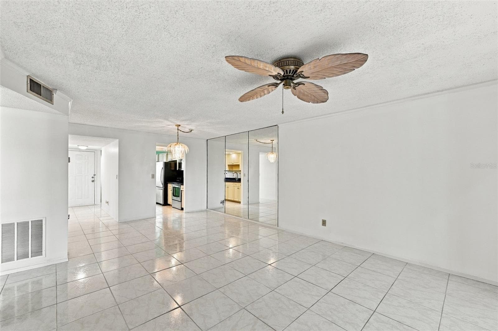Condominium at 5817 PARK ST N #212, ST PETERSBURG, photo 13 of 49