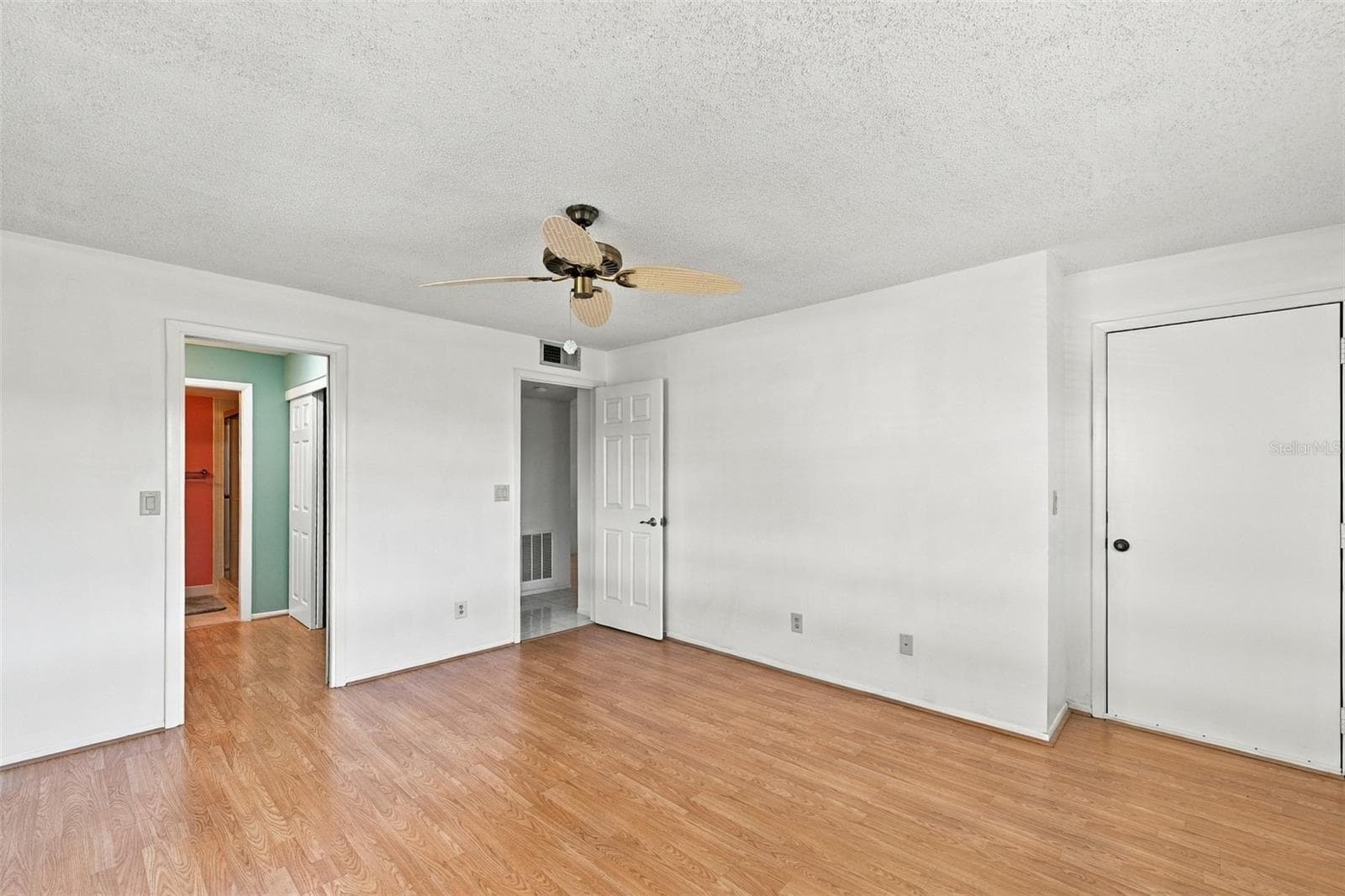Condominium at 5817 PARK ST N #212, ST PETERSBURG, photo 25 of 49