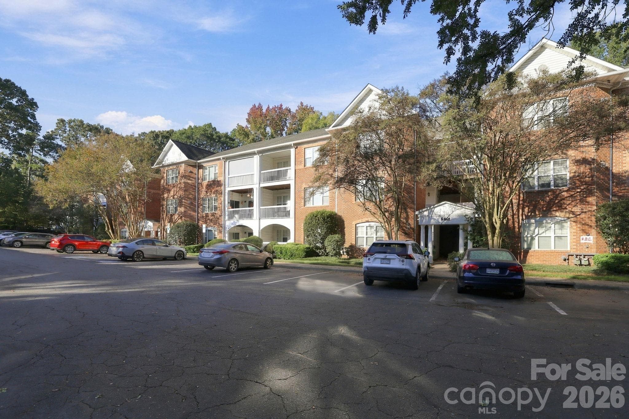 Condominium at 5601 Fairview Road, Charlotte, photo 24 of 26