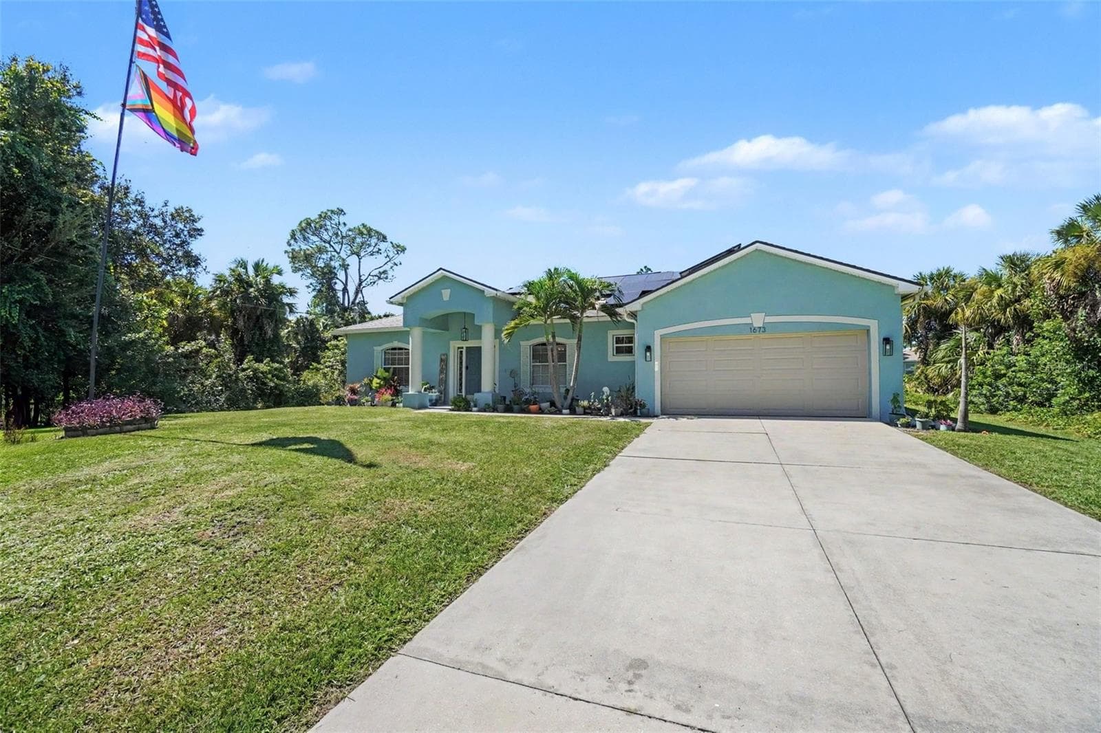Single Family Residence at 1673 MERCED ST, NORTH PORT, photo 3 of 32
