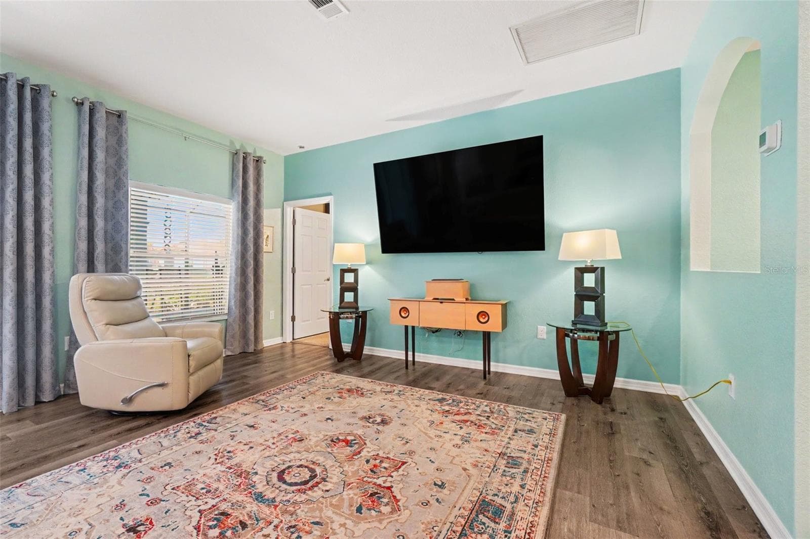 Single Family Residence at 1673 MERCED ST, NORTH PORT, photo 6 of 32