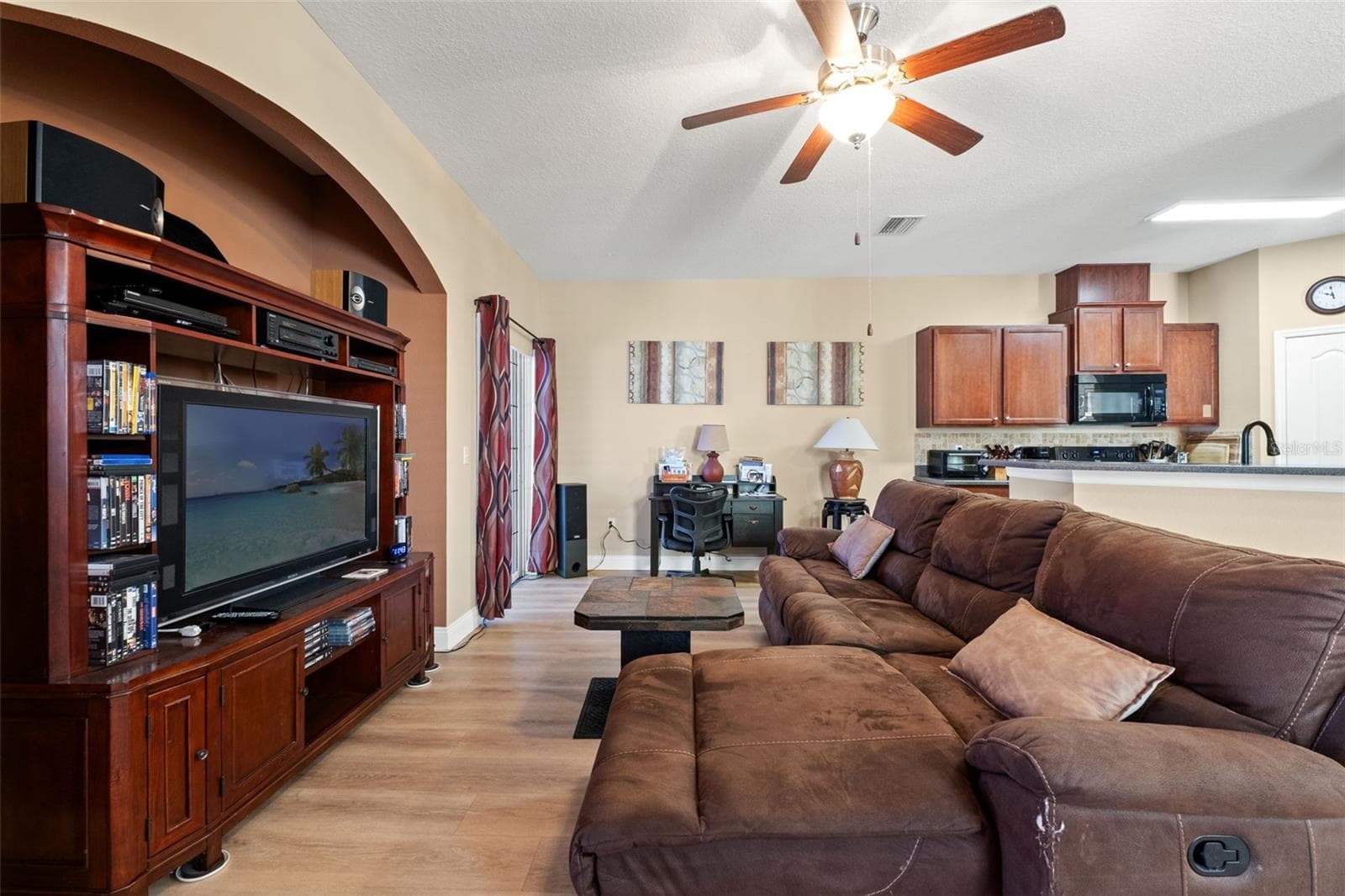 Townhouse at 8423 BLUE ROCK DR, NEW PORT RICHEY, photo 8 of 59