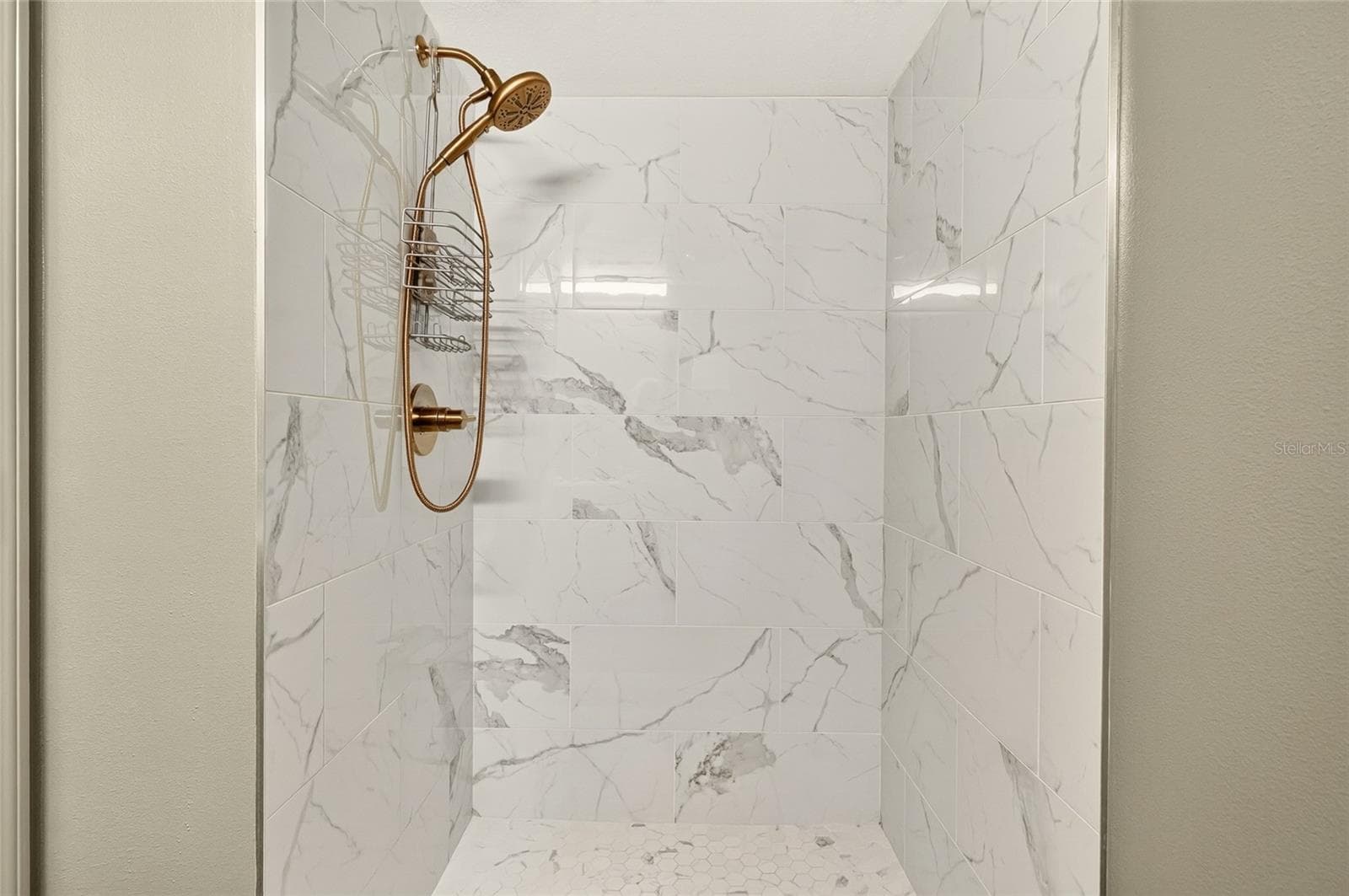 Downstairs Shower - 1333 SE 3RD ST, OCALA