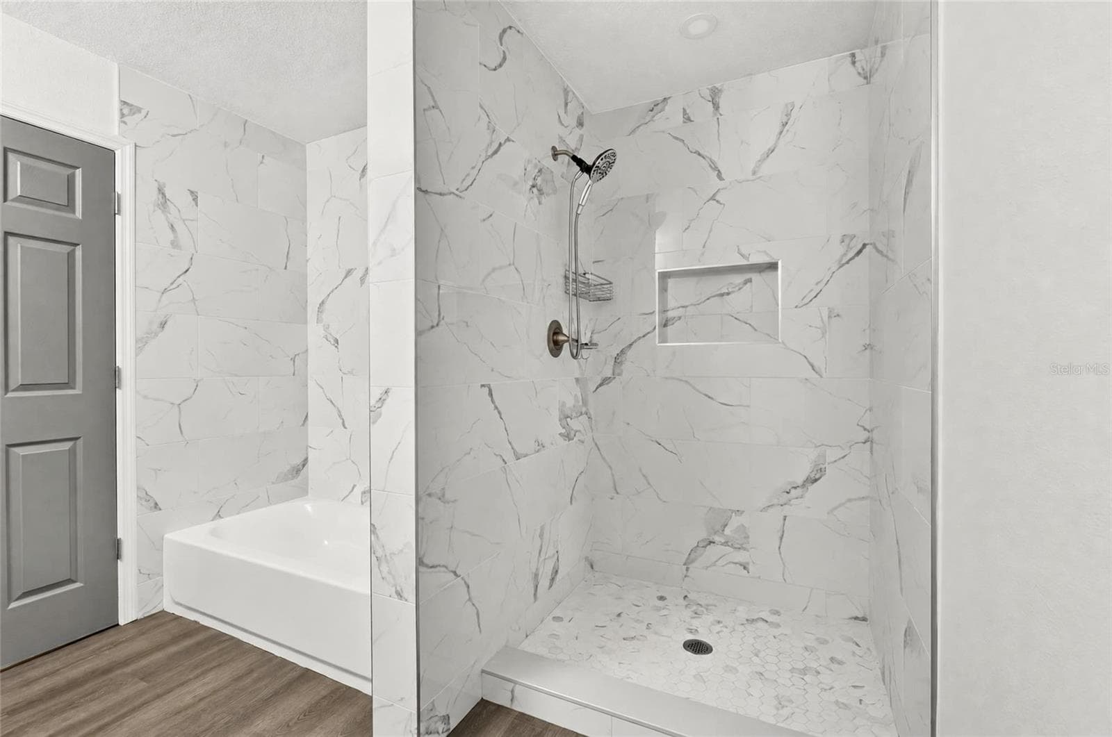 Upstairs Bathroom Shower - 1333 SE 3RD ST, OCALA