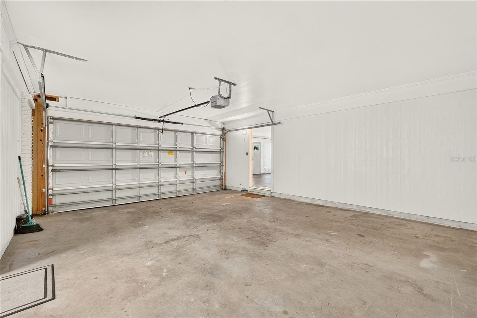 Garage - 1333 SE 3RD ST, OCALA