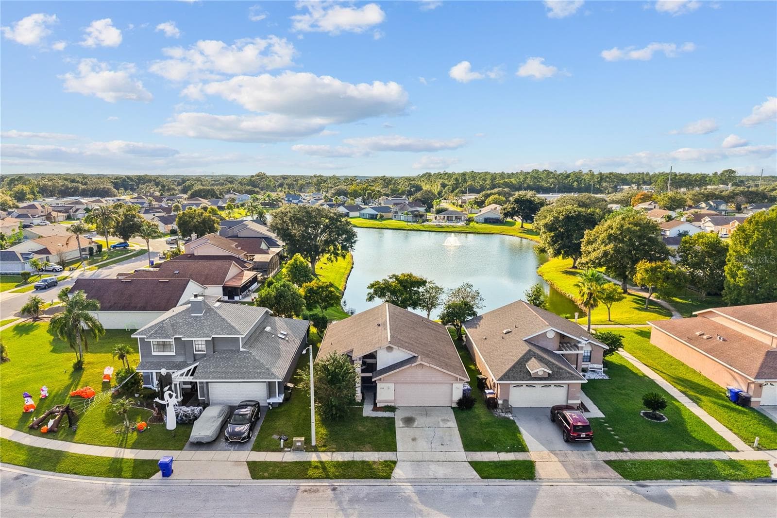 Single Family Residence at 2616 WHALEBONE BAY DR, KISSIMMEE, photo 3 of 34