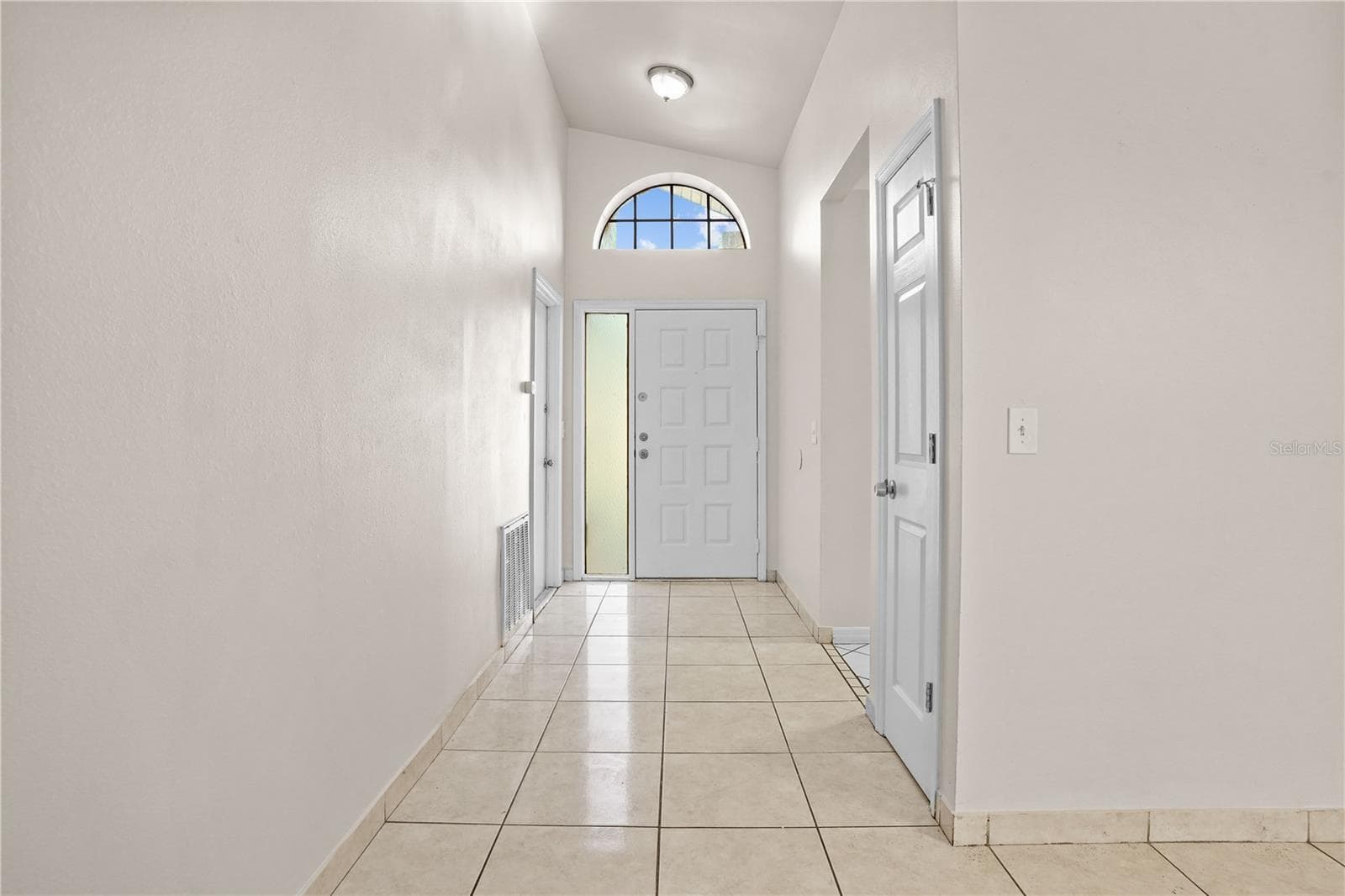 Single Family Residence at 2616 WHALEBONE BAY DR, KISSIMMEE, photo 11 of 34