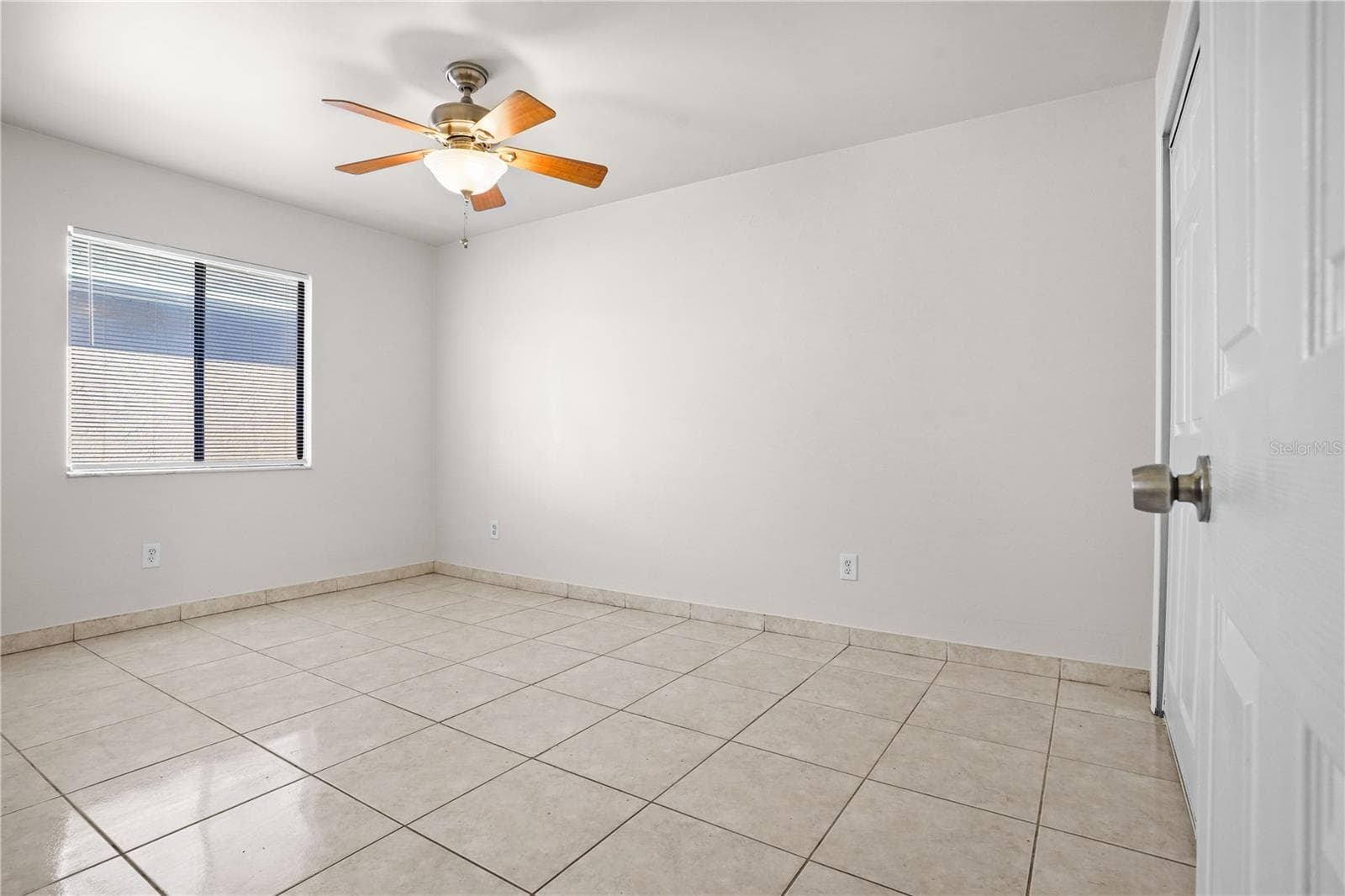 Single Family Residence at 2616 WHALEBONE BAY DR, KISSIMMEE, photo 29 of 34