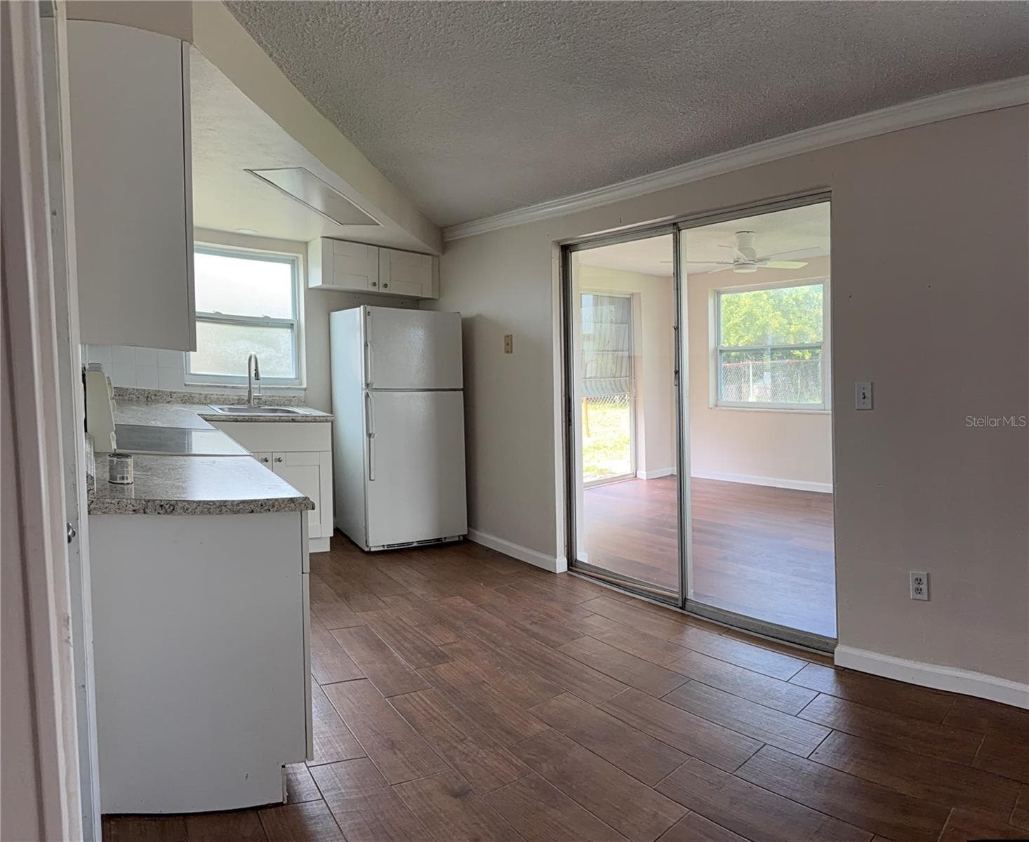 Single Family Residence at 7323 OAK CREST DR, PORT RICHEY, photo 4 of 31