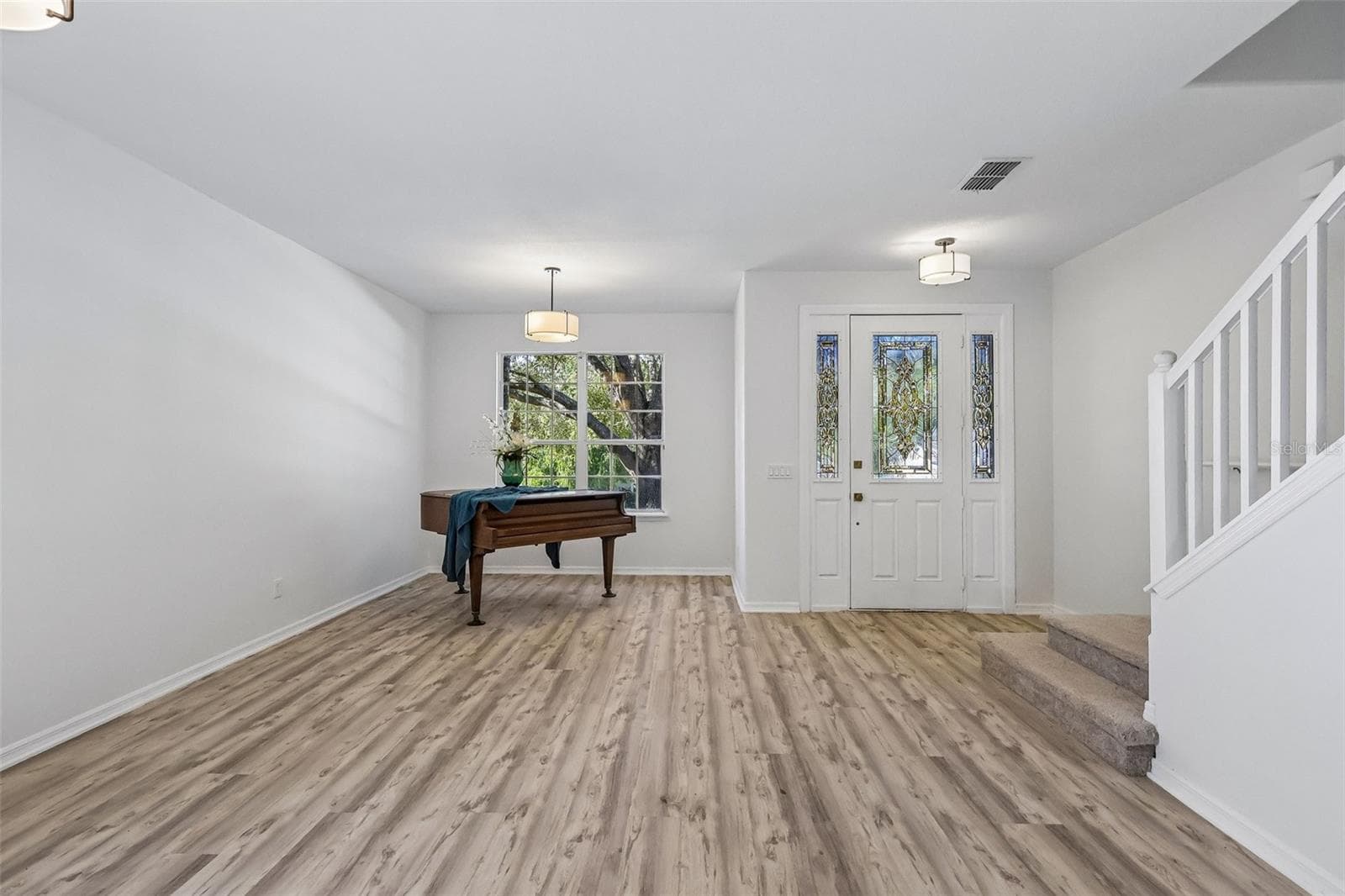 Large enough for a baby grand piano. Elegant! - 1305 WINDY BLUFF DR, MINNEOLA
