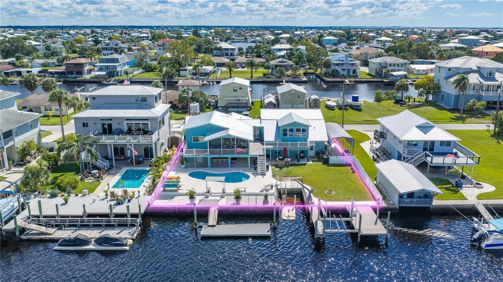 3337 MANGROVE DR