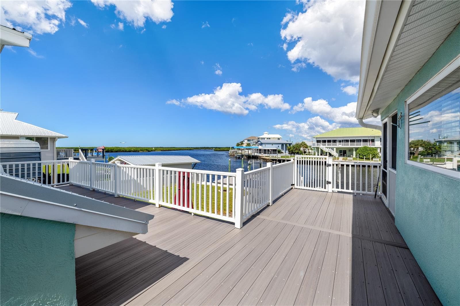 Shared Back upper level porch shared by unit 1&2 - 3337 MANGROVE DR, HERNANDO BEACH