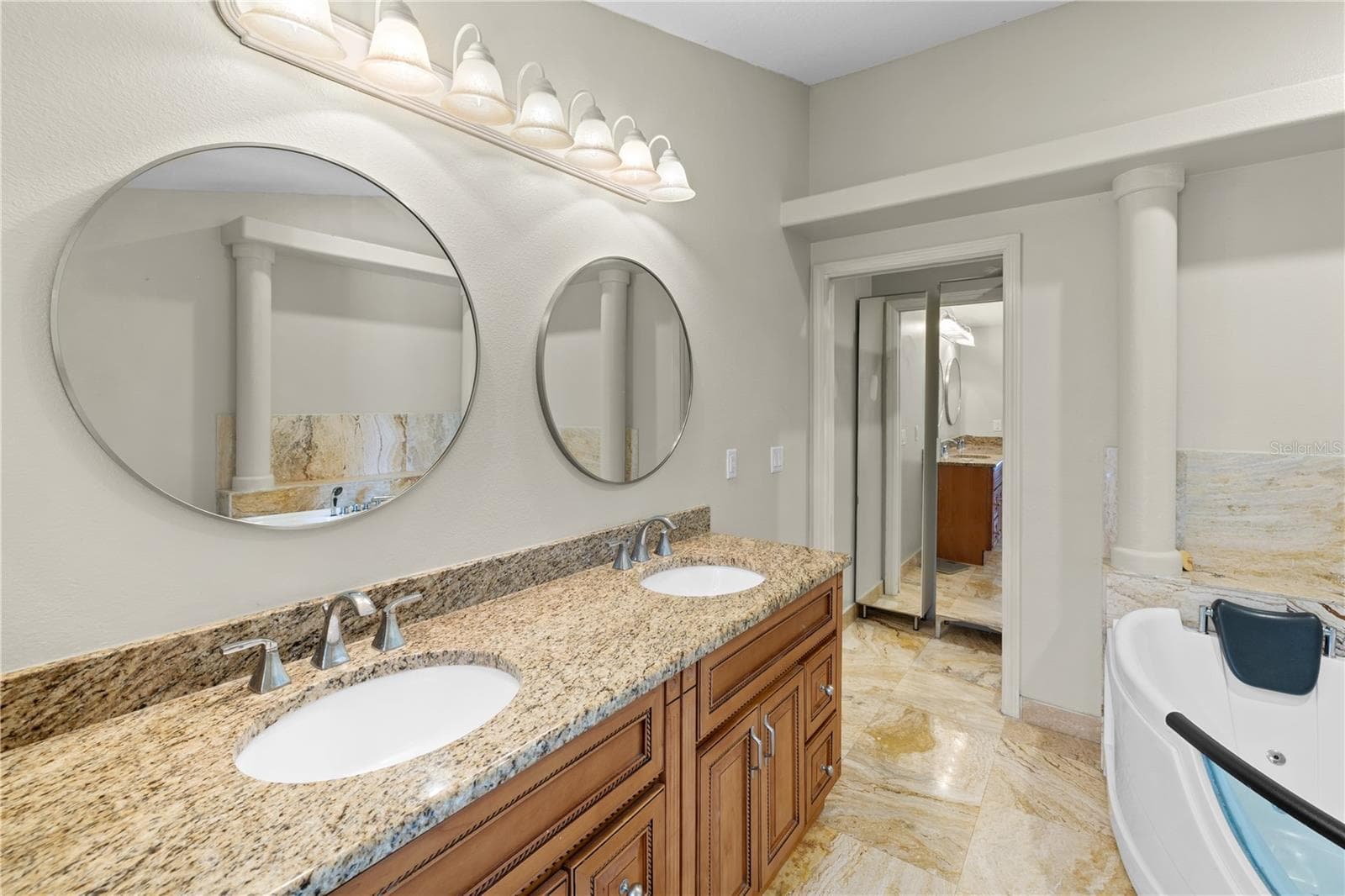 UNIT #1 - 3337 MANGROVE DR, HERNANDO BEACH