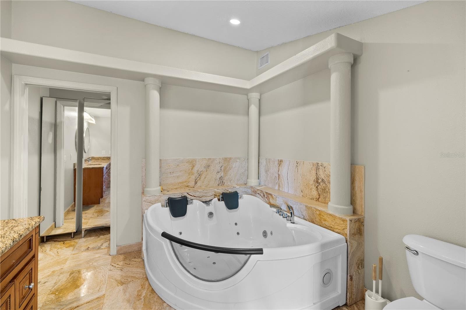 UNIT #1 - 3337 MANGROVE DR, HERNANDO BEACH