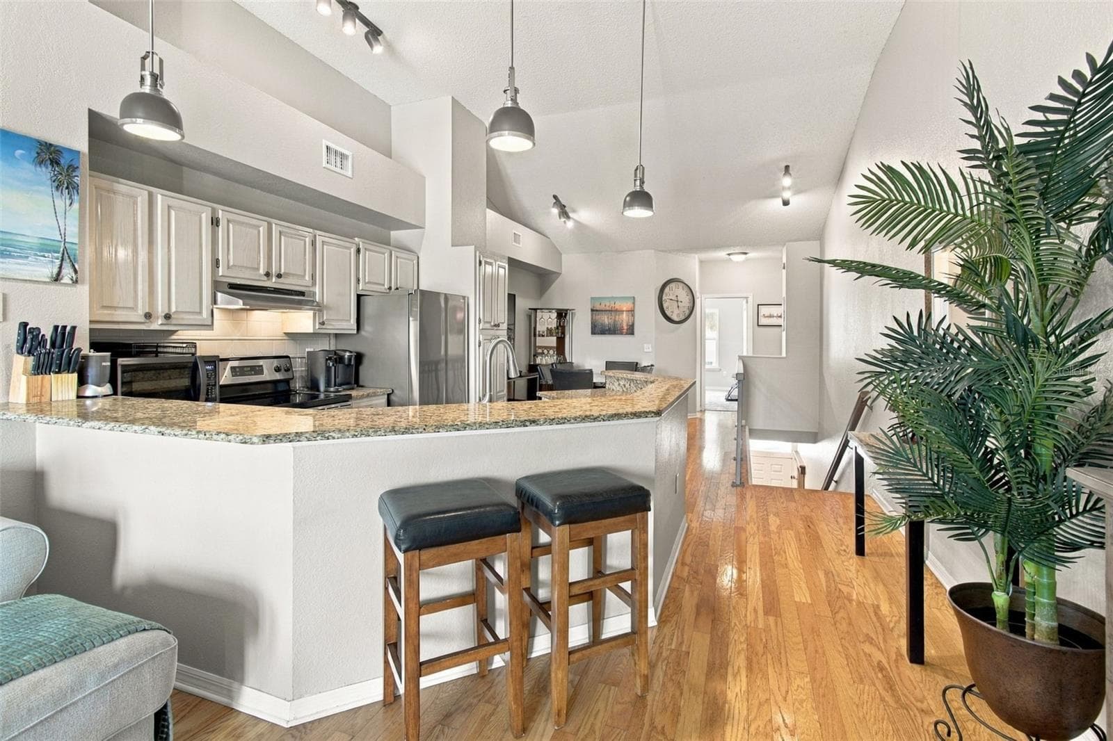 Condominium at 816 NORMANDY TRACE RD, TAMPA, photo 16 of 58