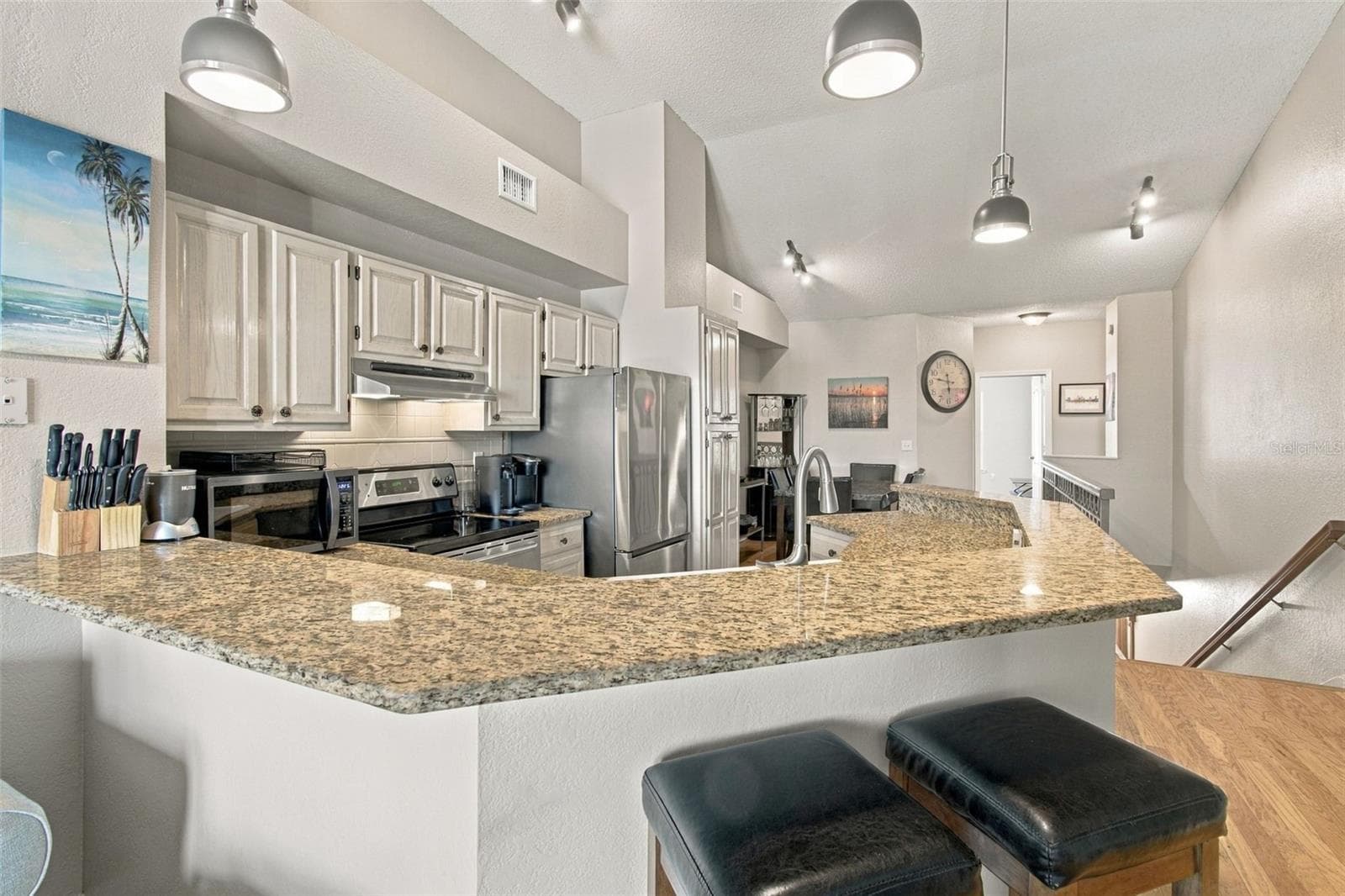 Condominium at 816 NORMANDY TRACE RD, TAMPA, photo 17 of 58