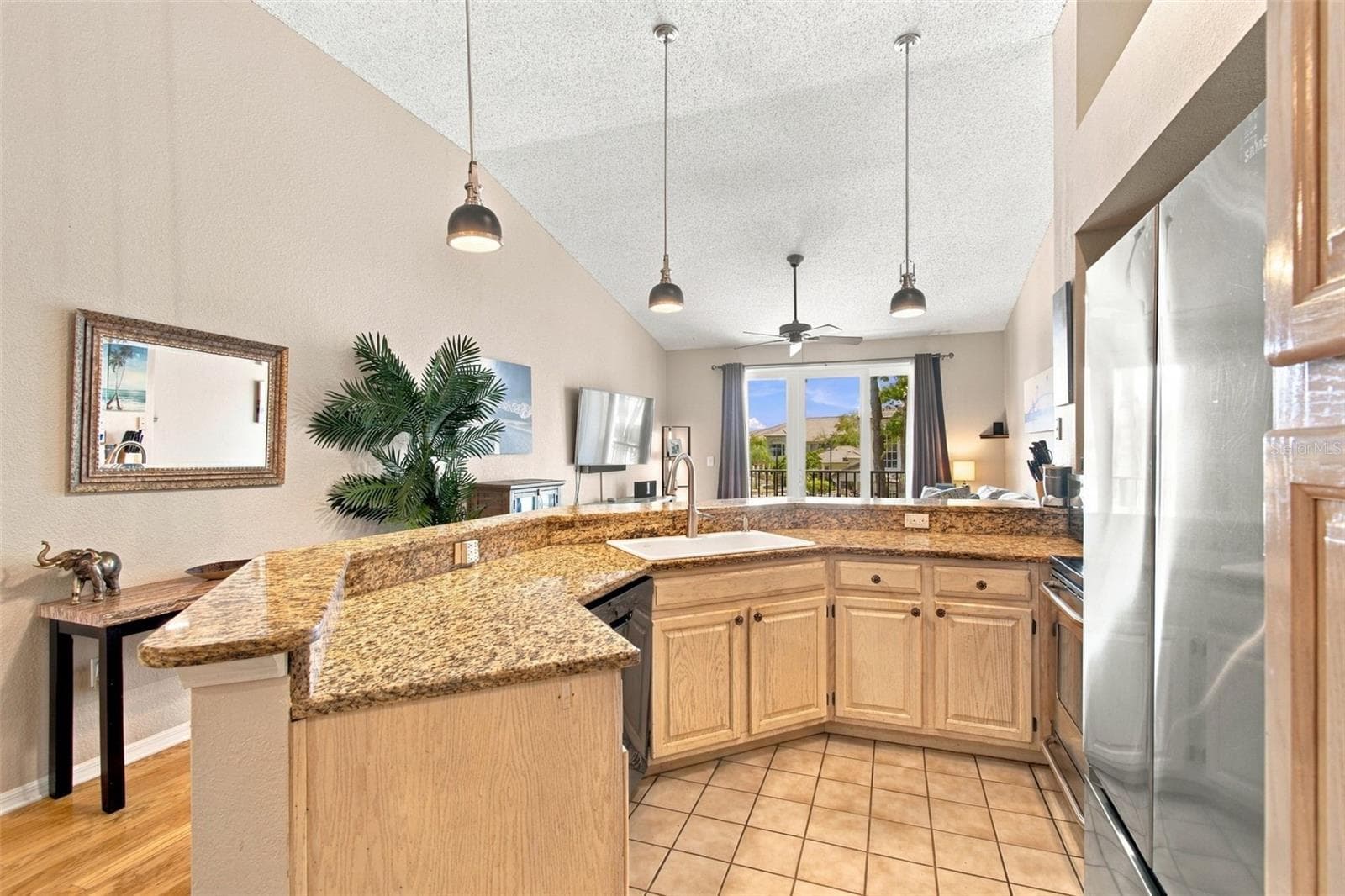 Condominium at 816 NORMANDY TRACE RD, TAMPA, photo 21 of 58