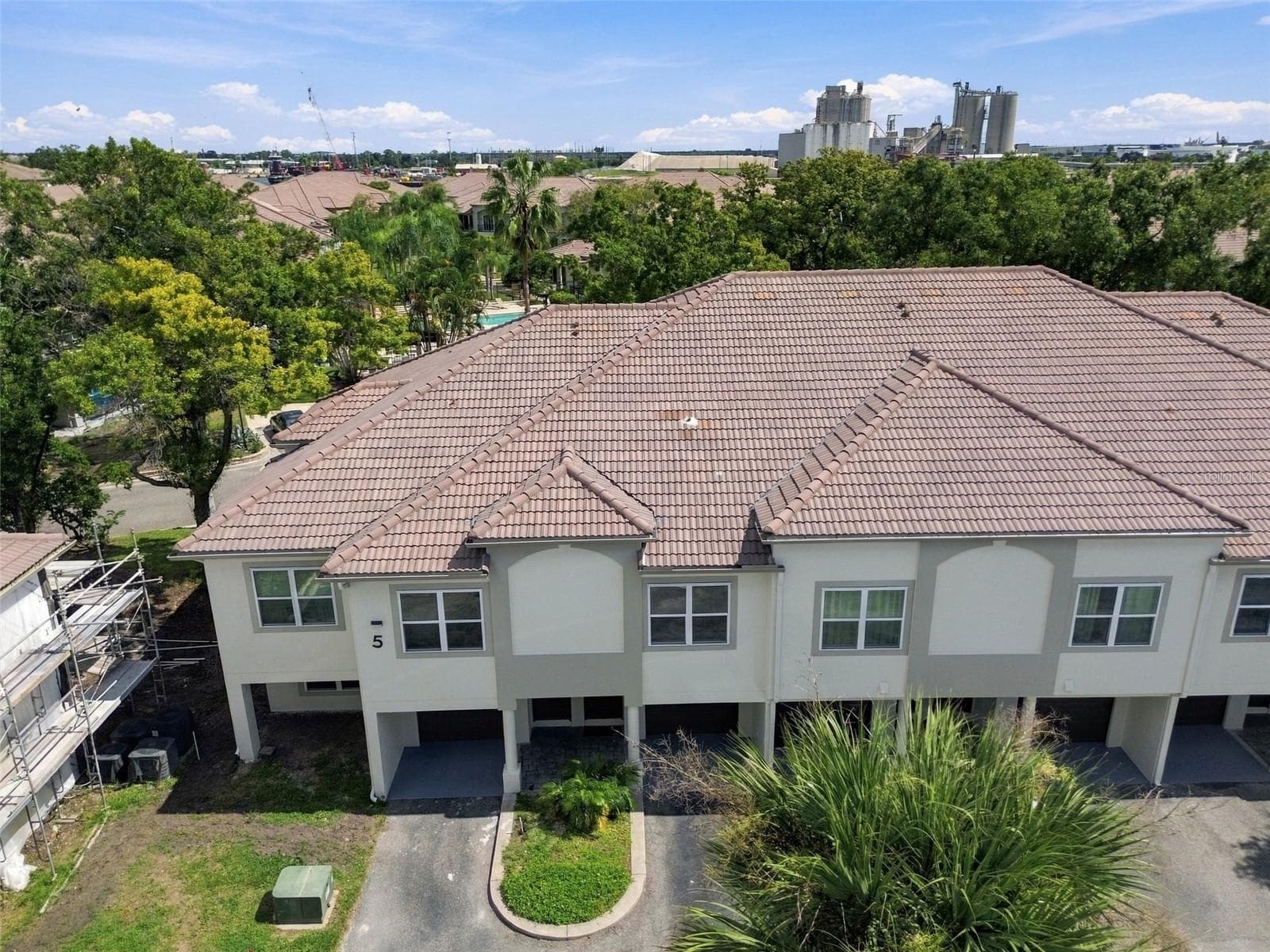 Condominium at 816 NORMANDY TRACE RD, TAMPA, photo 36 of 58