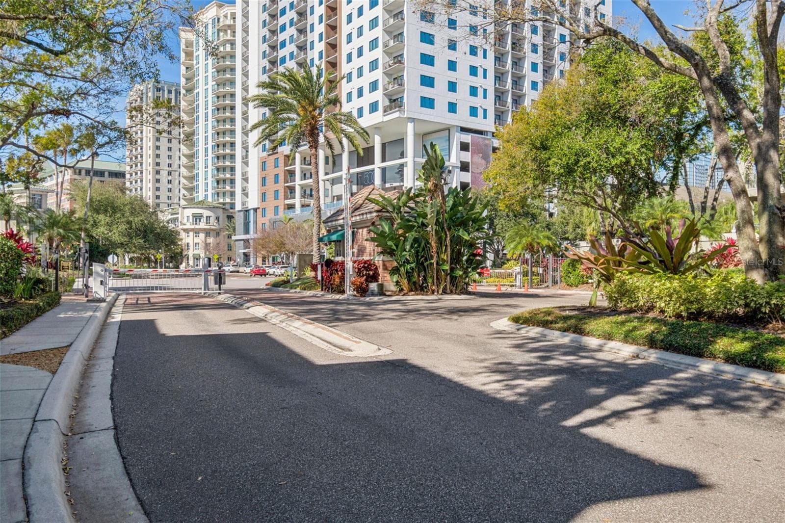 Condominium at 816 NORMANDY TRACE RD, TAMPA, photo 58 of 58