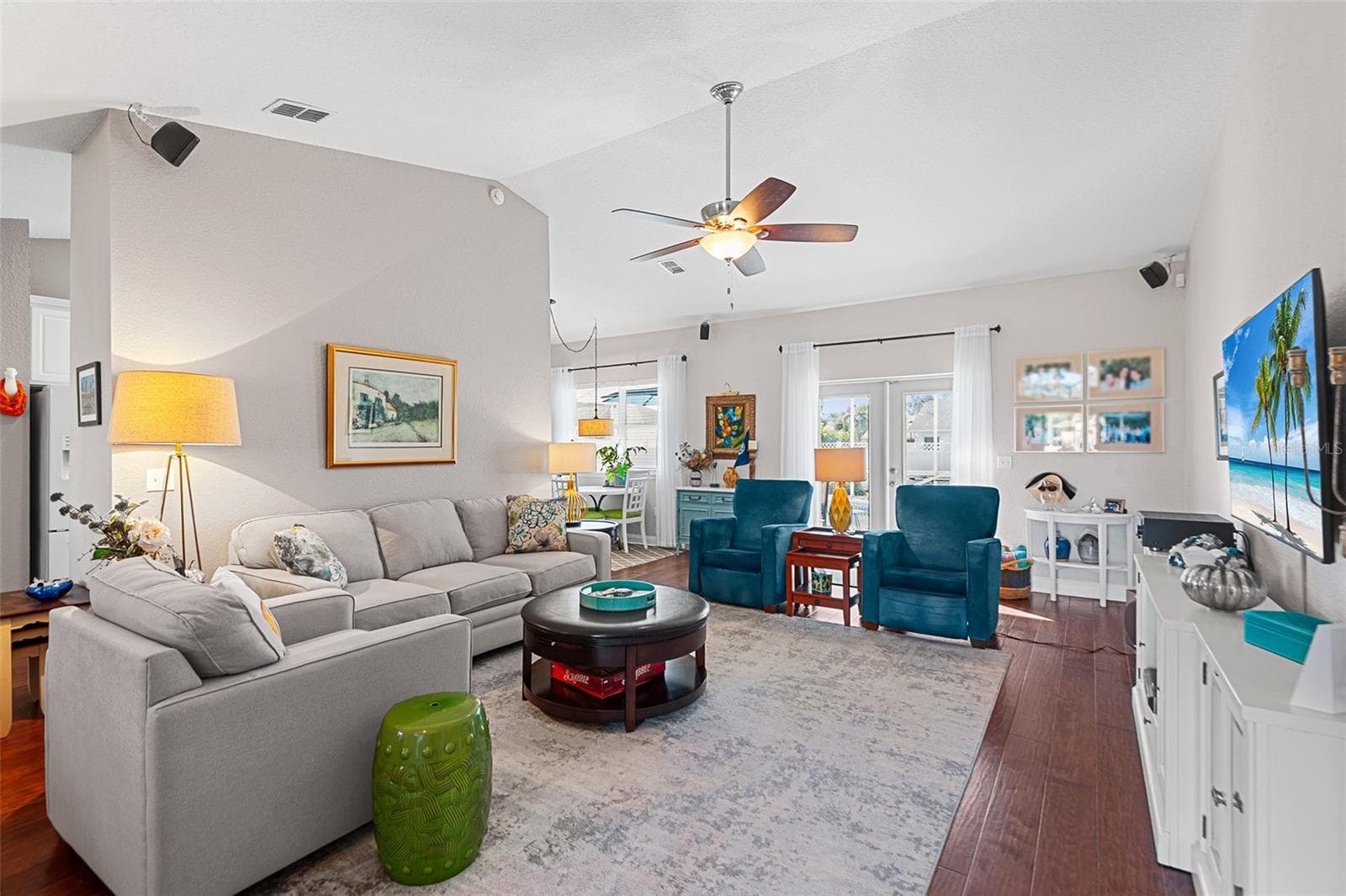 Single Family Residence at 435 LAKE HARRIS DR, LAKELAND, photo 9 of 49