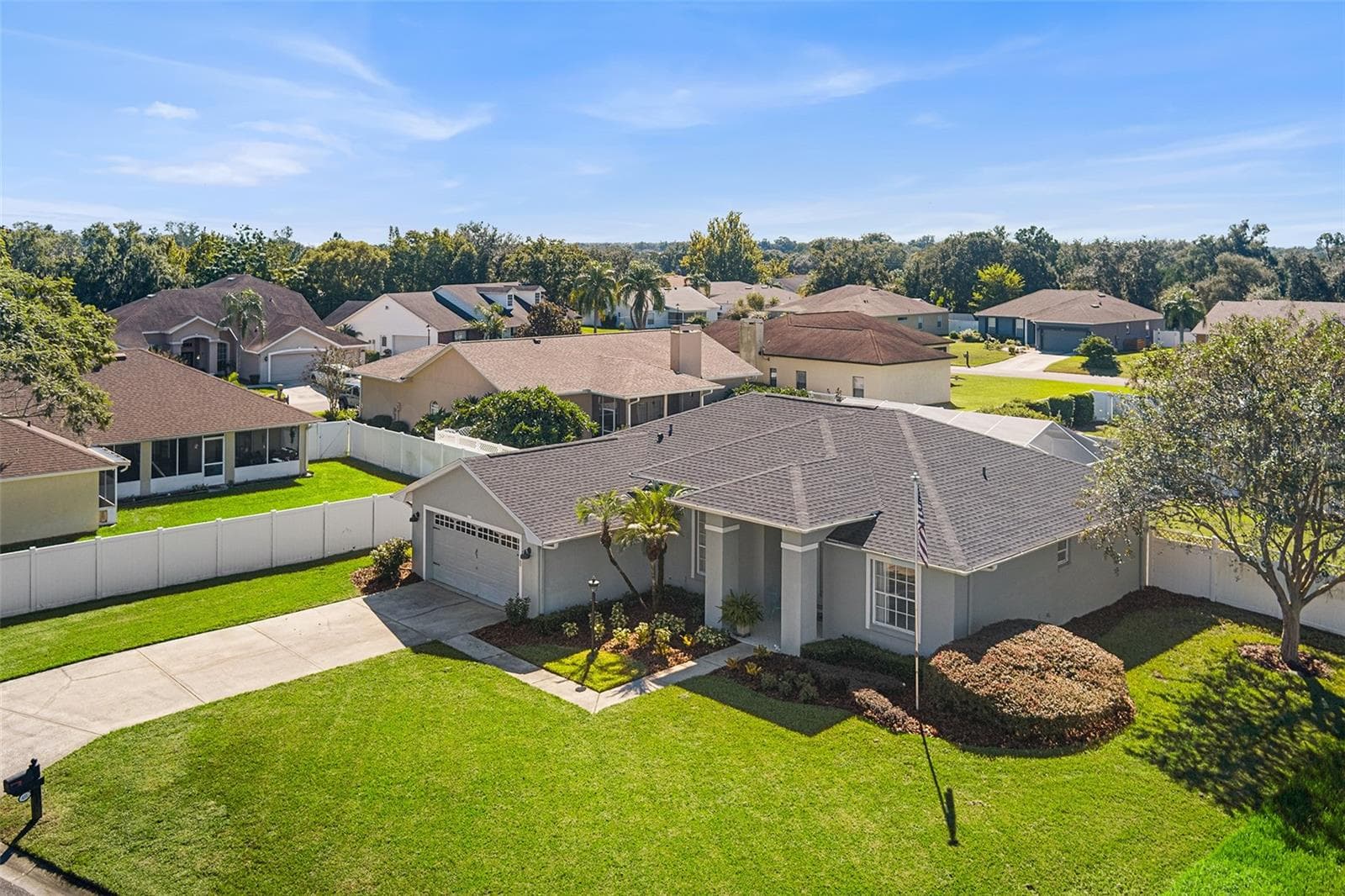Single Family Residence at 435 LAKE HARRIS DR, LAKELAND, photo 38 of 49