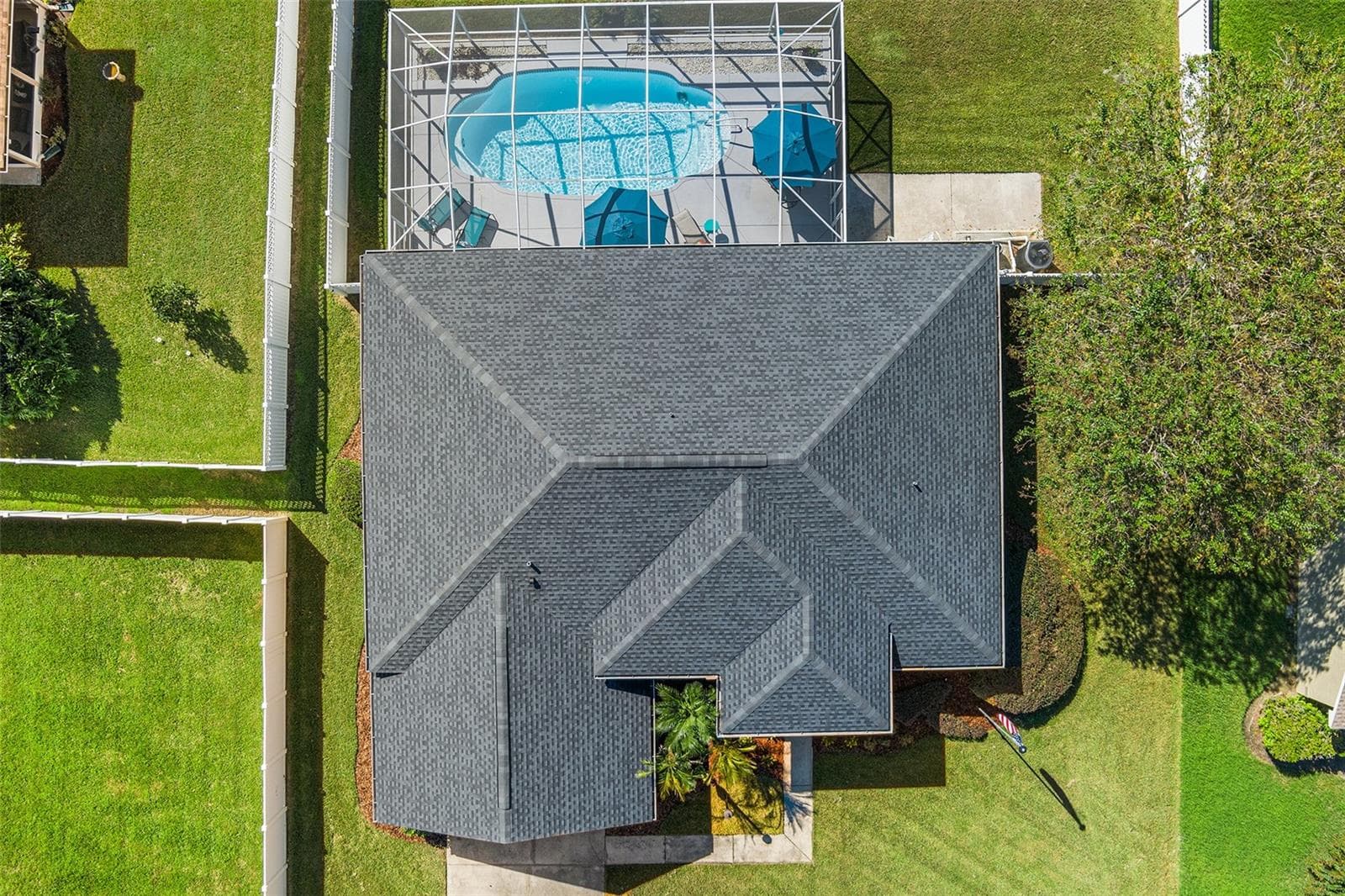 Single Family Residence at 435 LAKE HARRIS DR, LAKELAND, photo 40 of 49